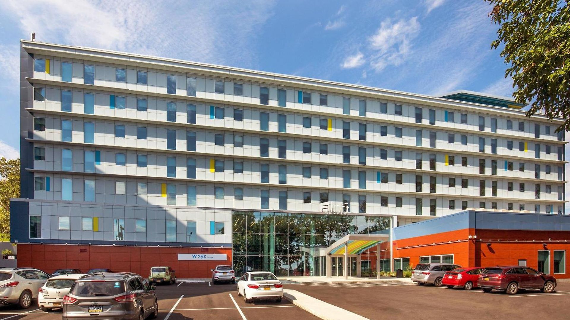 Aloft By Marriott Laguardia Airport