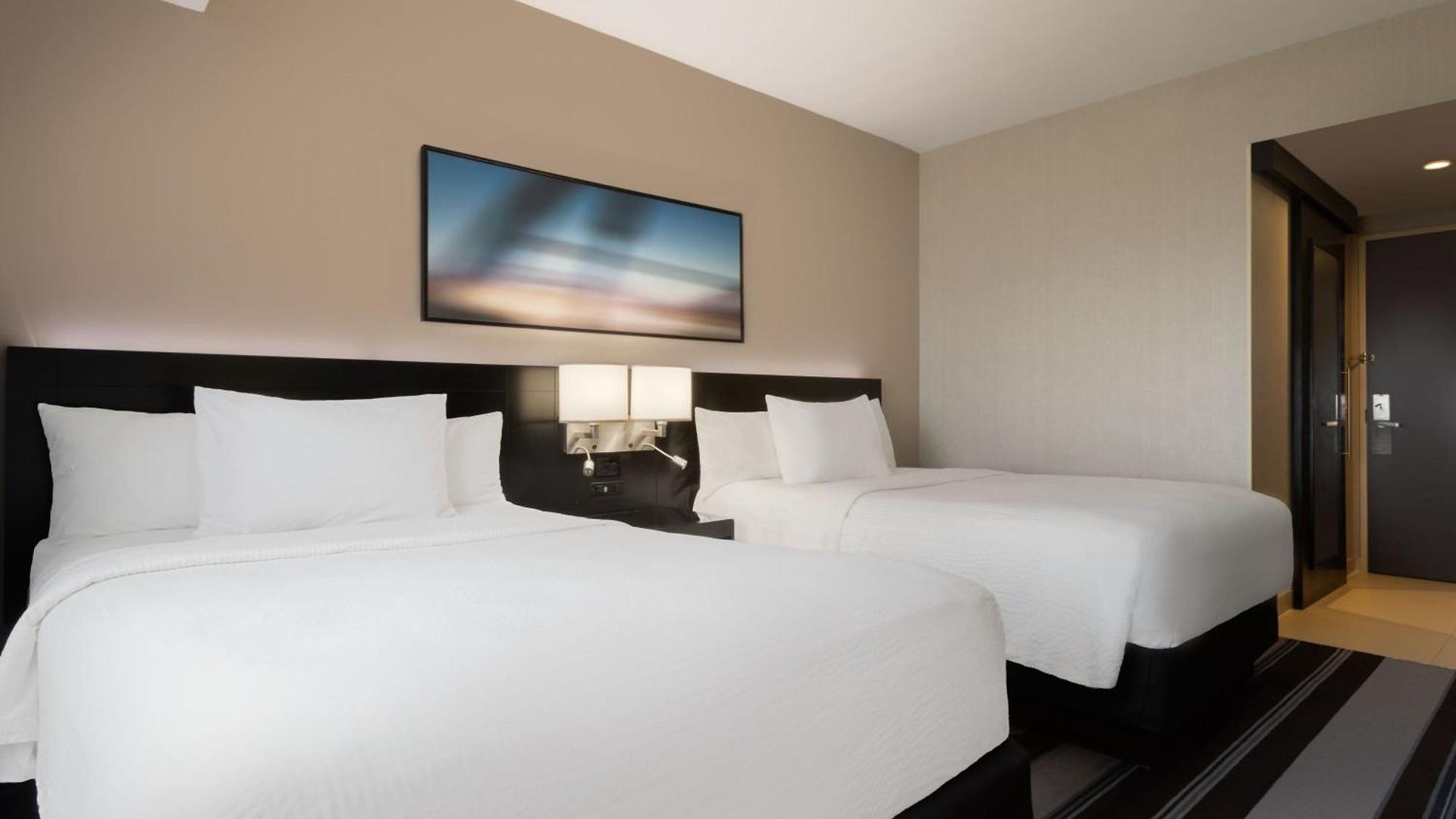 Hotel Courtyard By Marriott Jfk Airport
