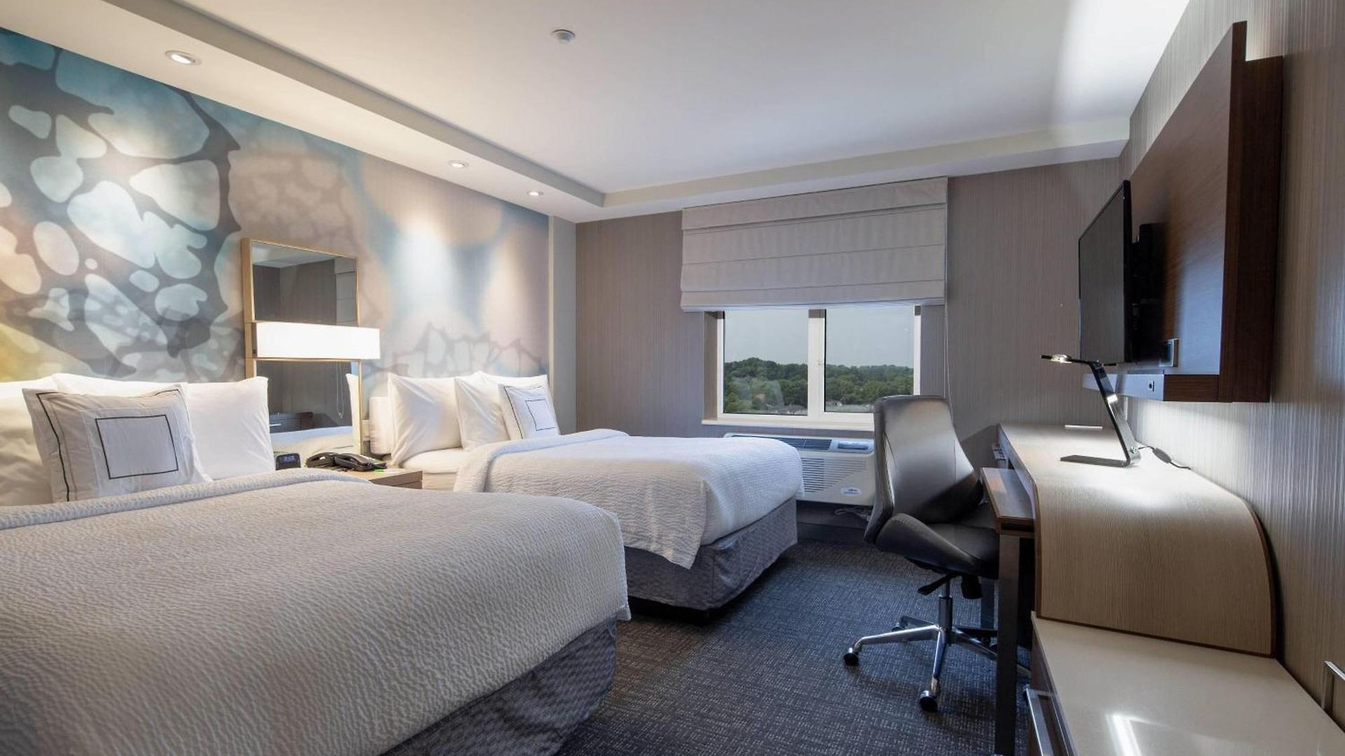 Courtyard By Marriott Queens/fresh Meadows Hotel New York