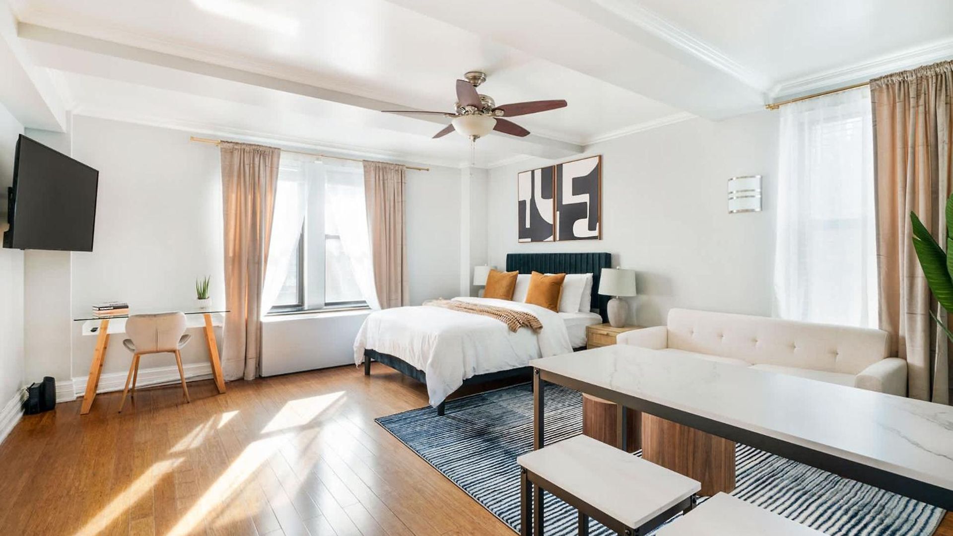 73-1120 New Uws Doorman Gym Apartment New York
