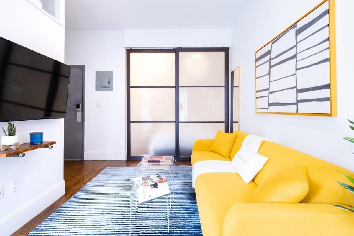 69-5c Festive Comfort Brand New 1br Lower East Side Christmas Ready *