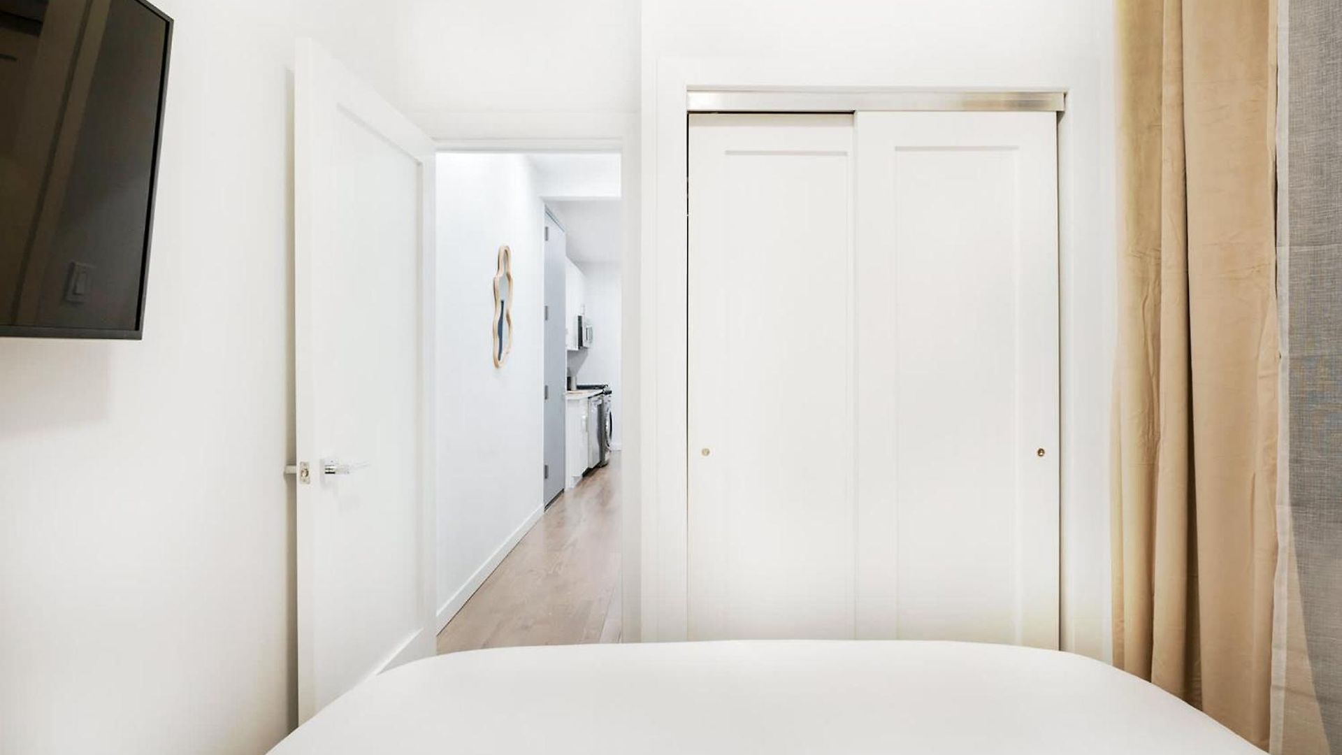 1290-10 New Renovated 2 Bedrooms In Ues *