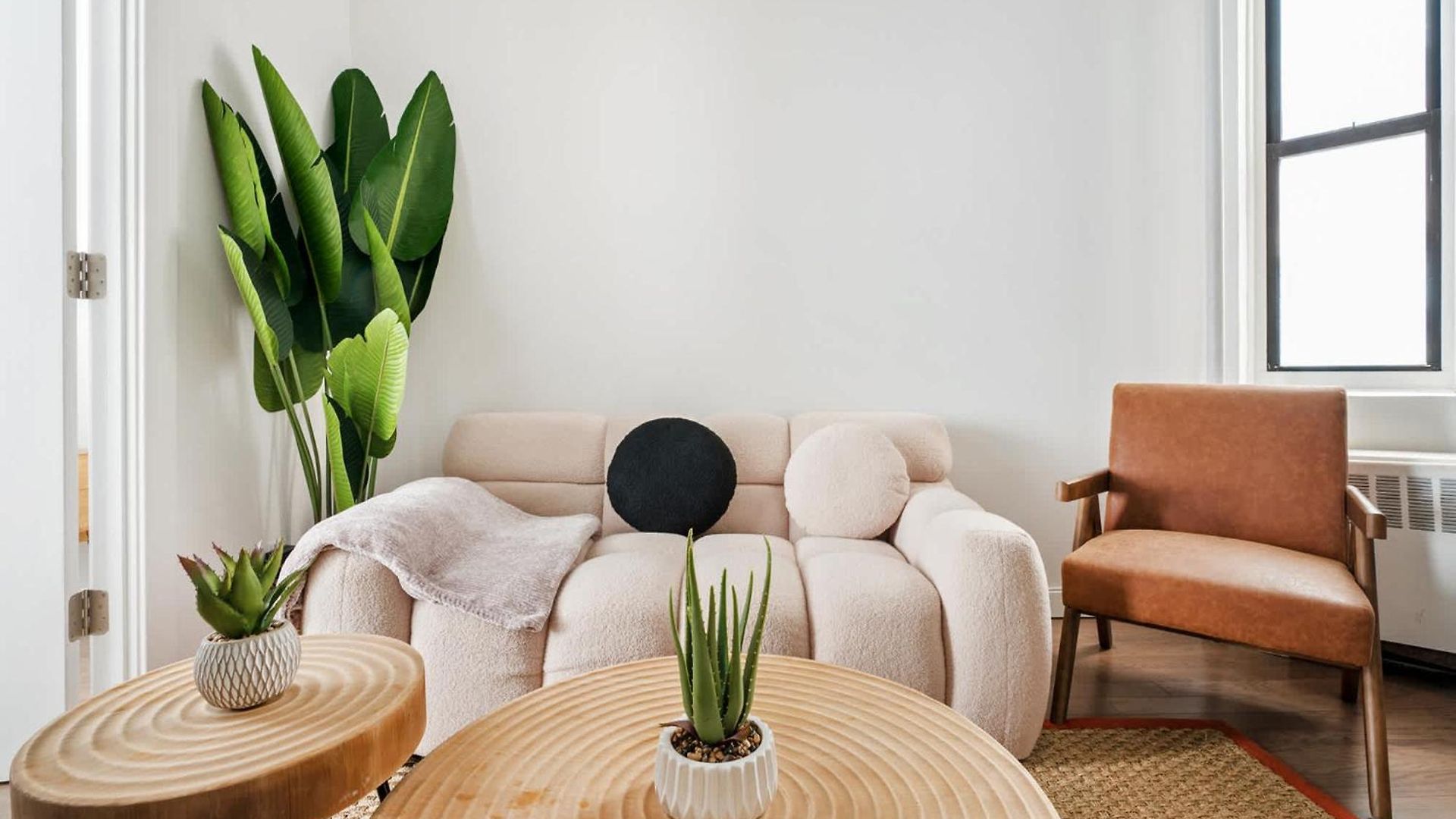 Apartment 1290-10 New Renovated 2 Bedrooms In Ues *