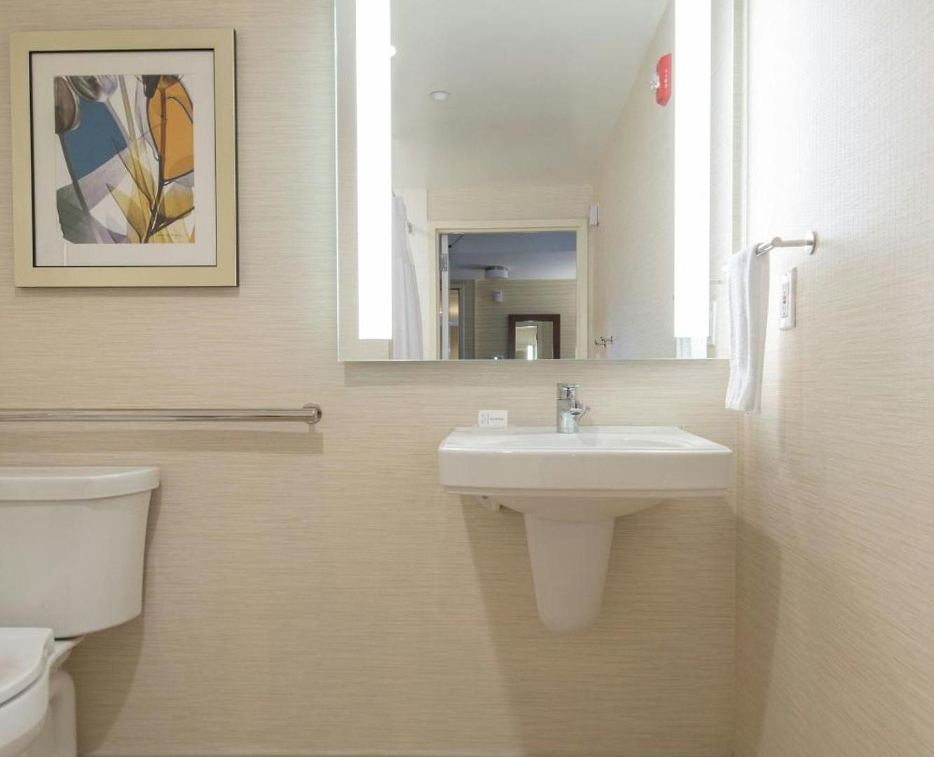 Fairfield & By Marriott Queens/fresh Meadows Hotel