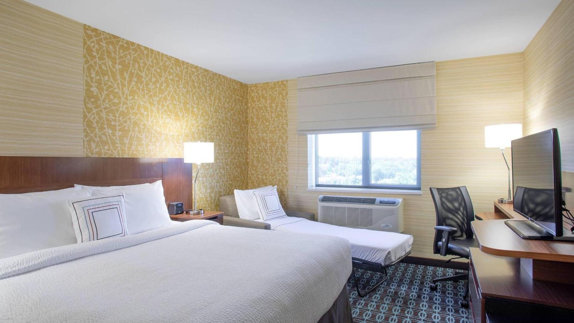 Hotel Fairfield & By Marriott Queens/fresh Meadows