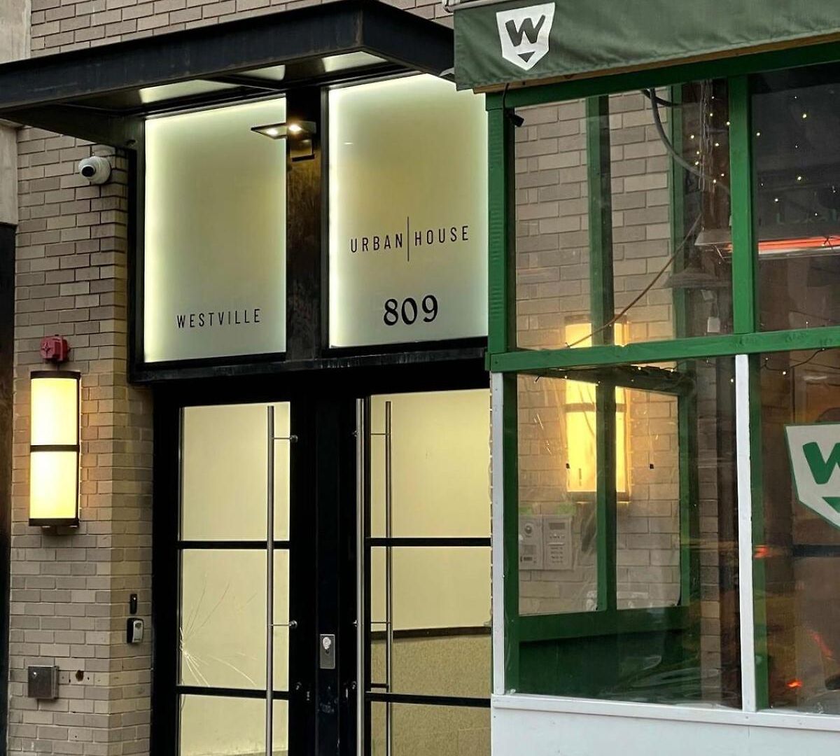 809-5a Gorgeous New 1br Heart Of Midtown Apartment *
