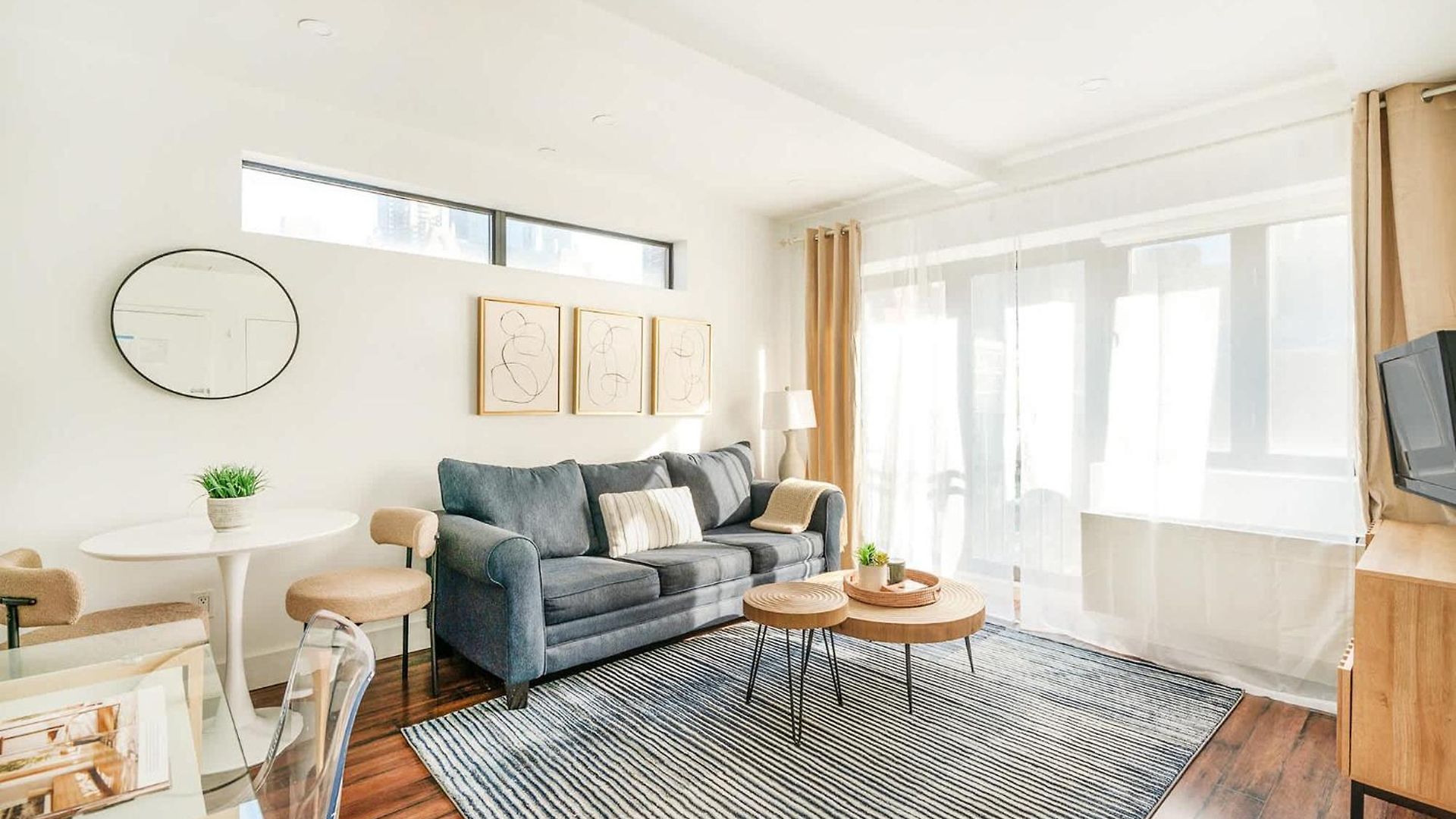 809-5a Gorgeous New 1br Heart Of Midtown Apartment
