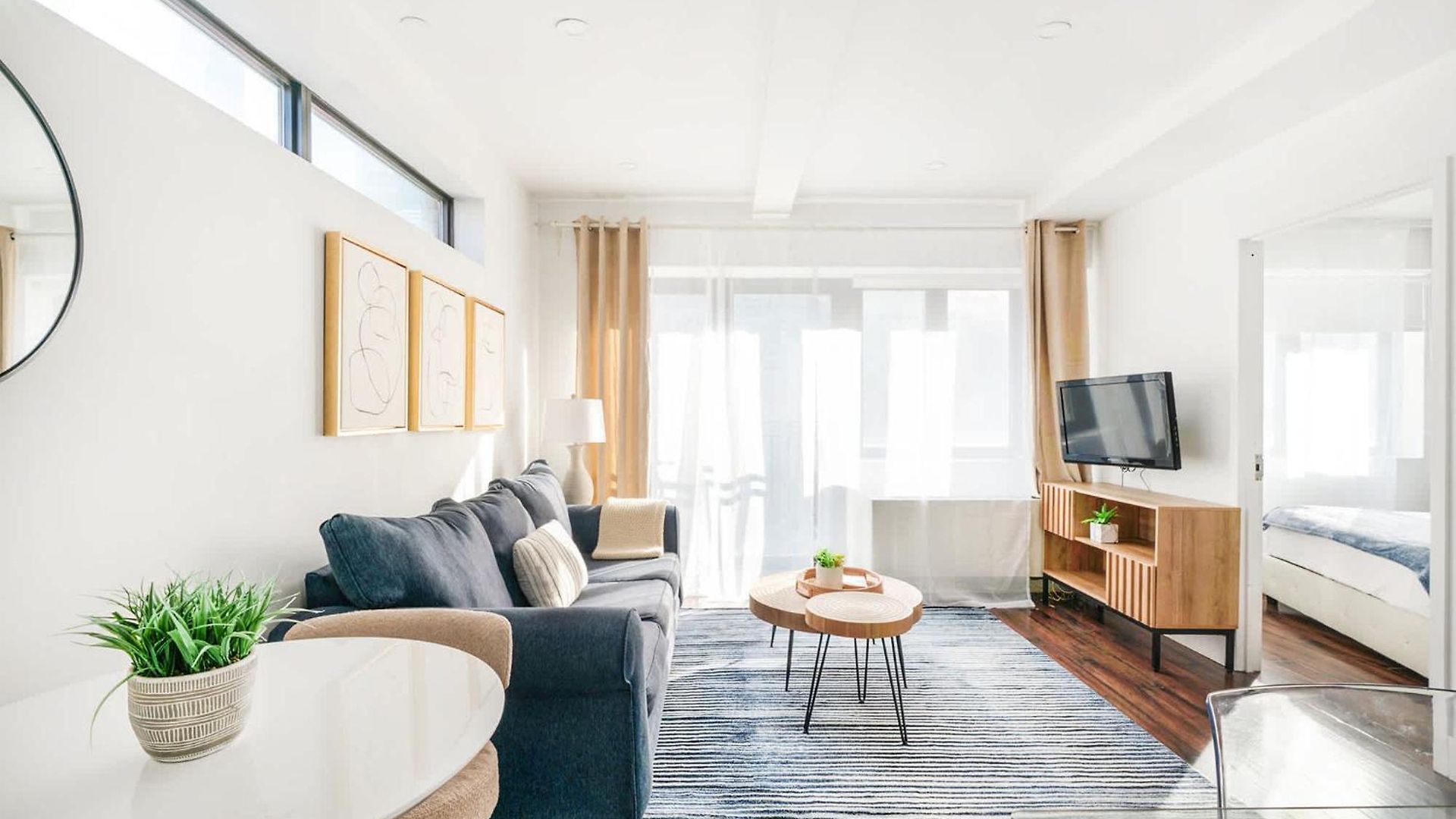 809-5a Gorgeous New 1br Heart Of Midtown Apartment