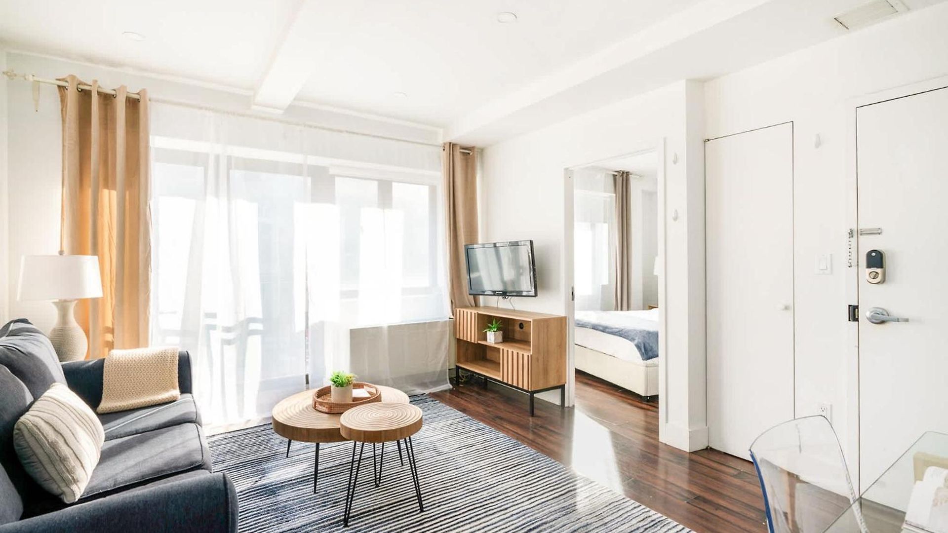 Apartment 809-5a Gorgeous New 1br Heart Of Midtown