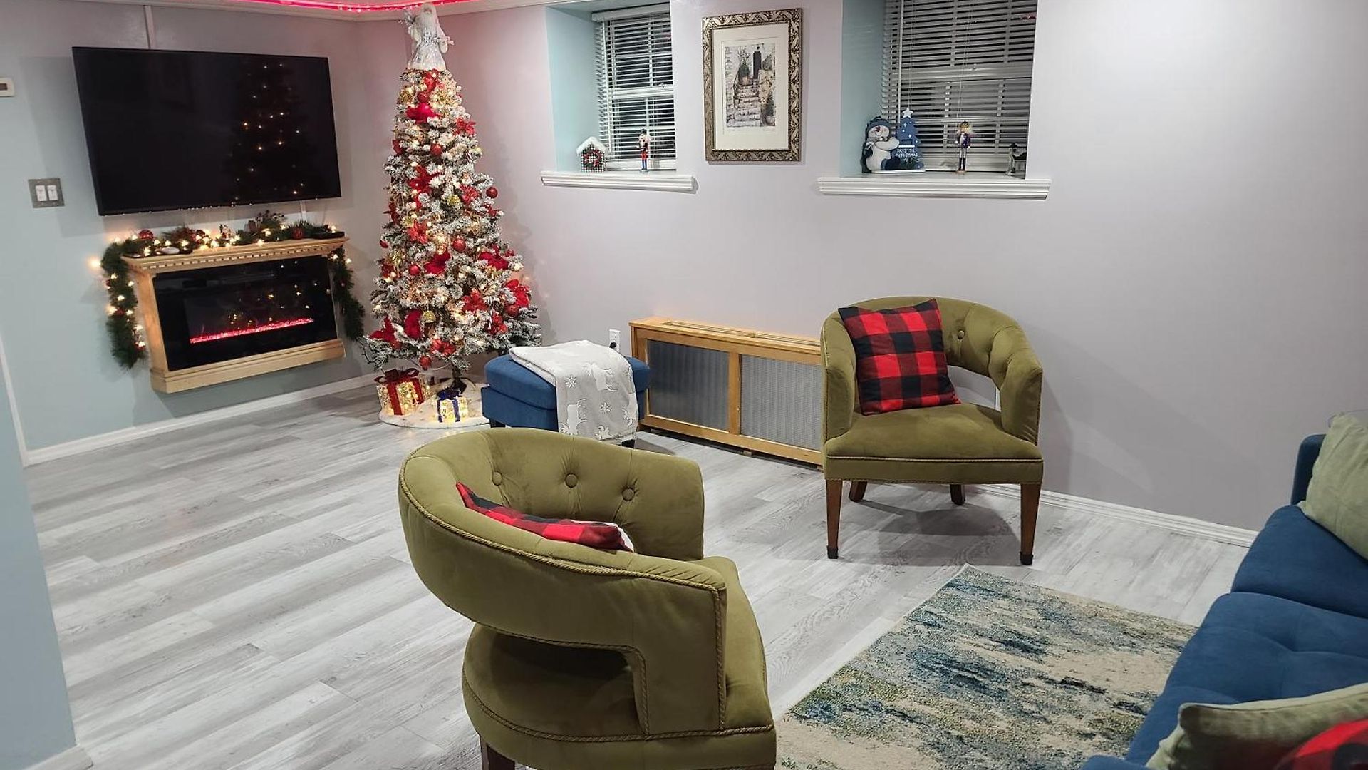 Lovely 2 Bedroom With 2 Entrance And Parking Apartment