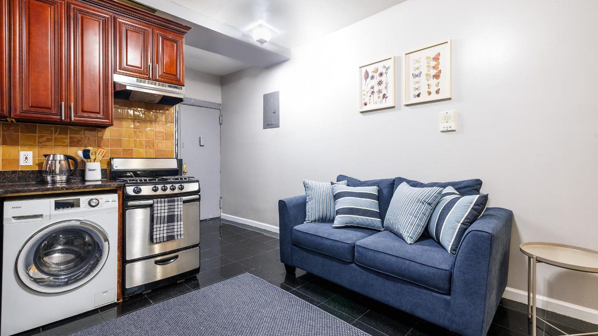 Apartment Inspire The Vibrant Energy Of The Uws New York