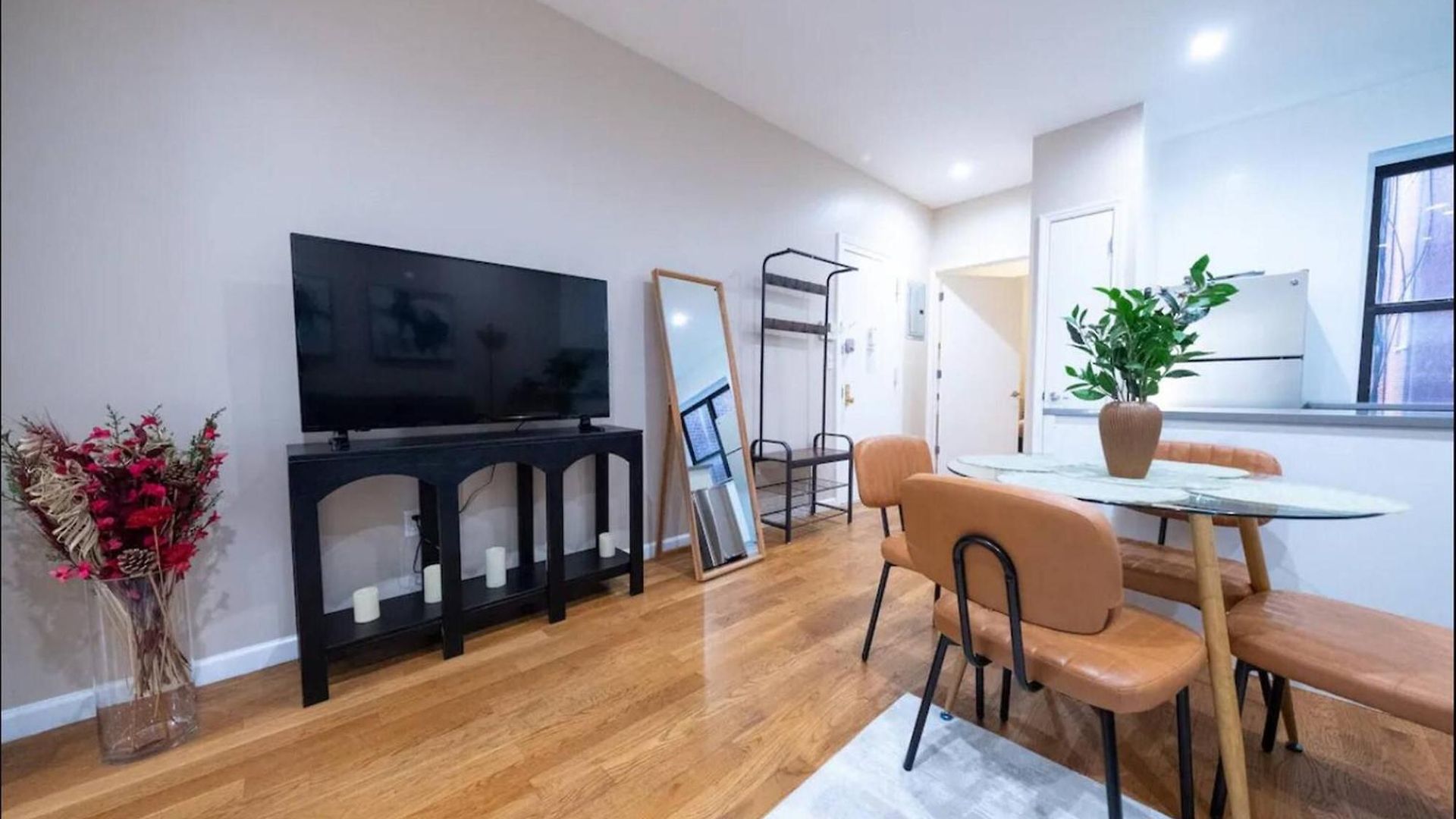 3 Bedroom In *