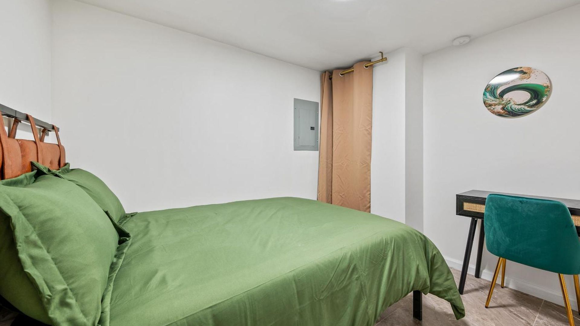 Hotel Upper East Side Luxury 3br 2b 1700 Square Feet