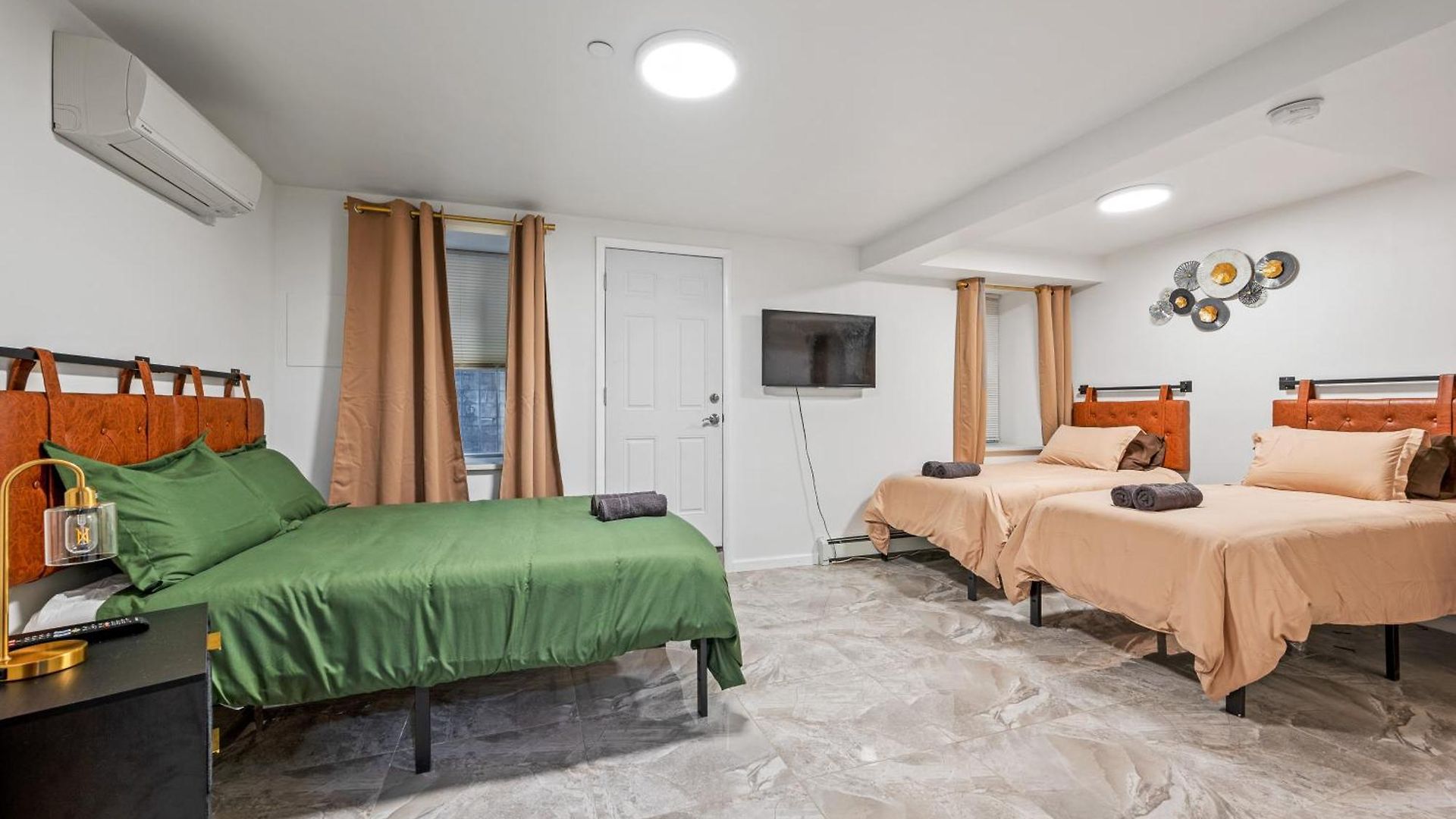 Upper East Side Luxury 3br 2b 1700 Square Feet 4*