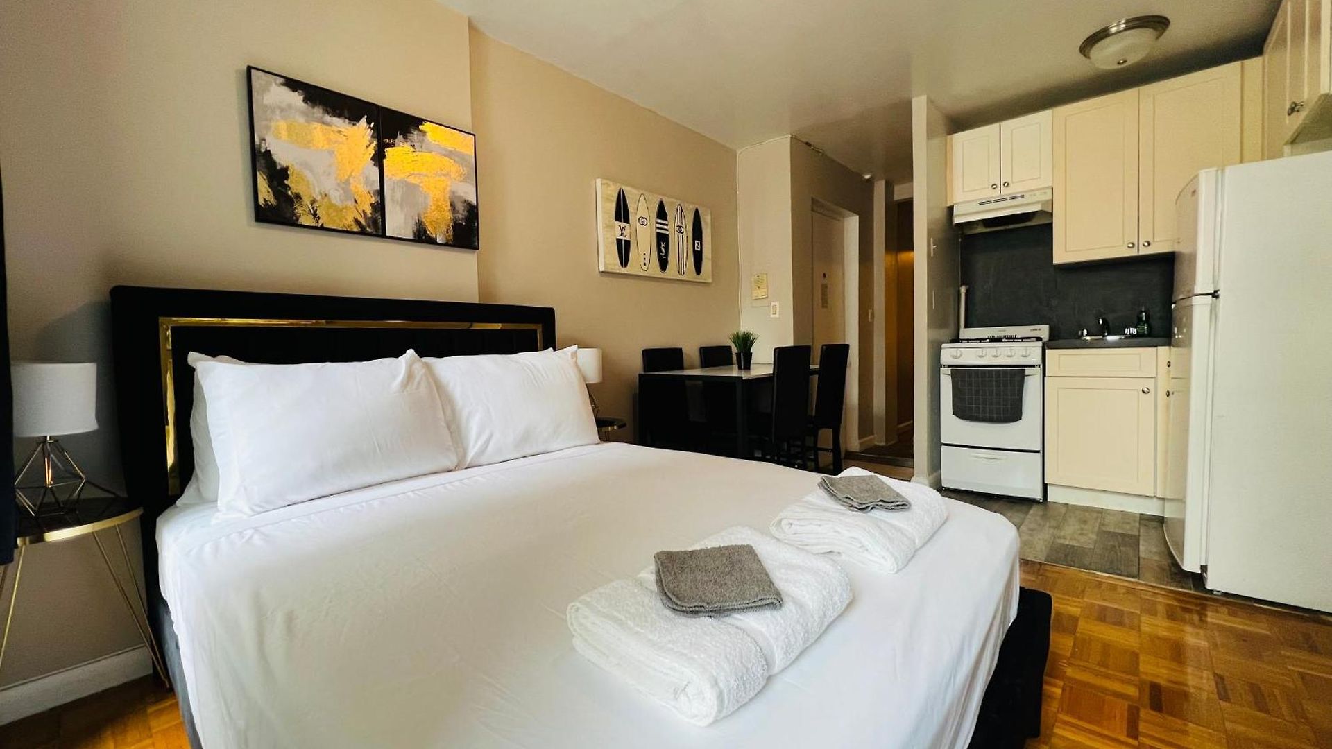The New Yorker Westside Apartment New York