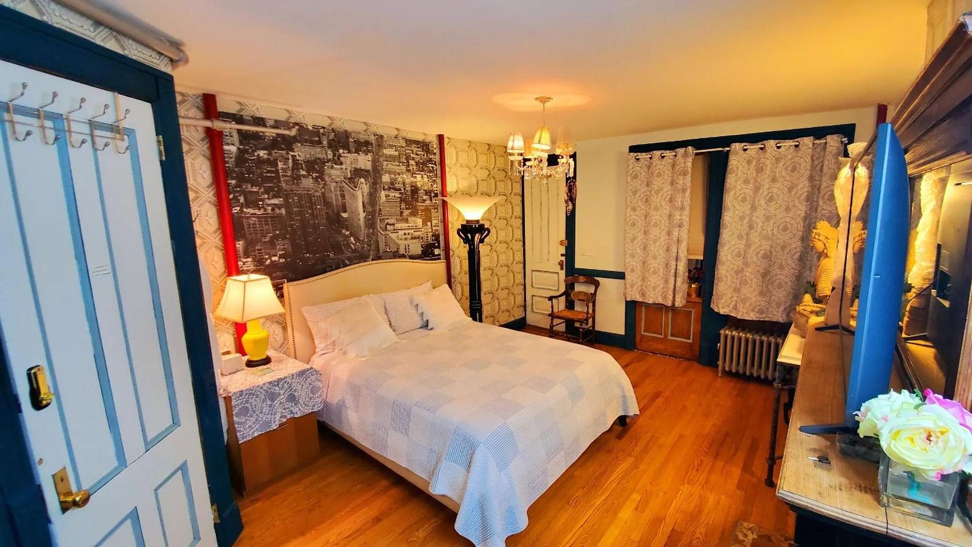Northern Lights Mansion 4*