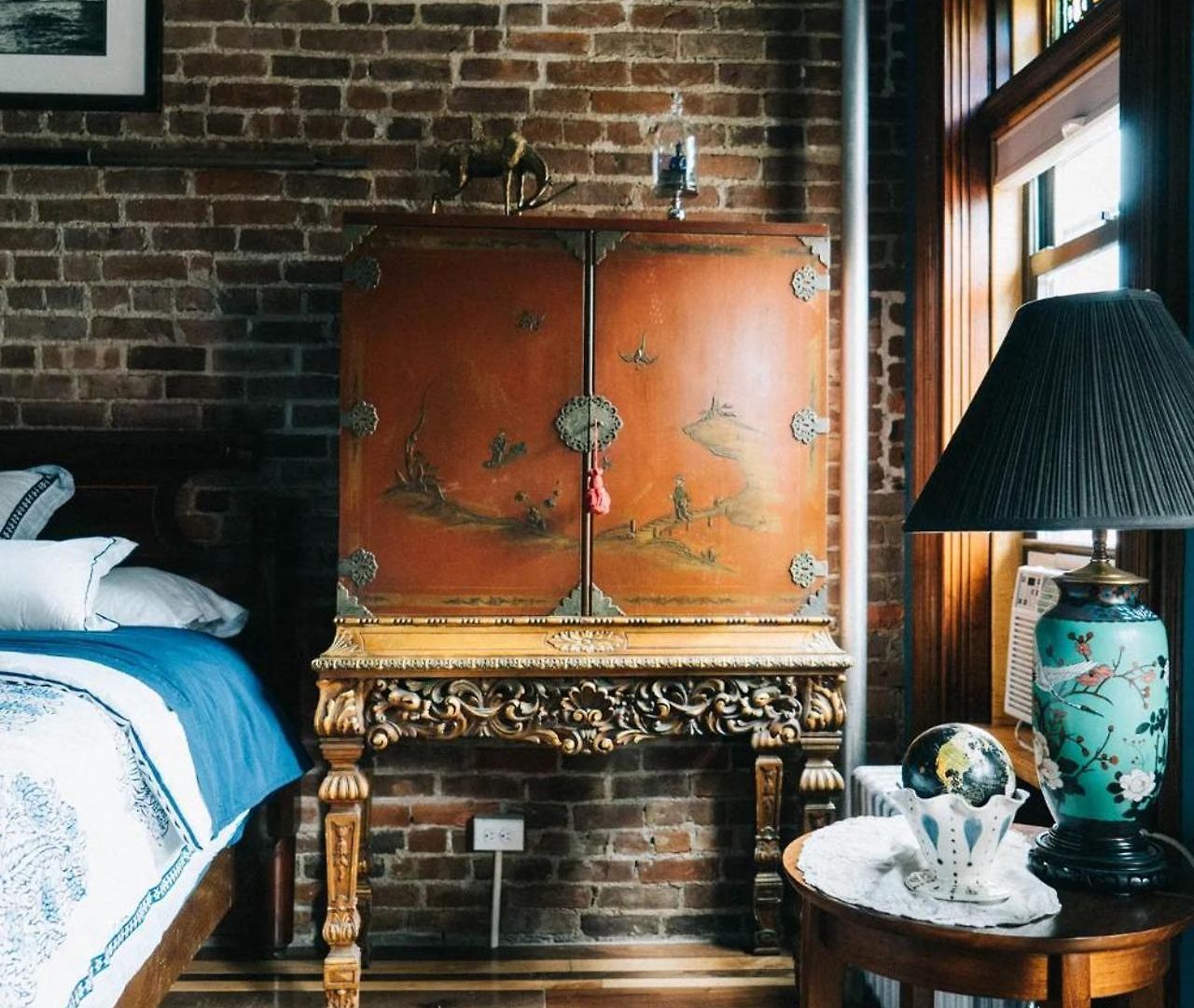 Northern Lights Mansion Bed & Breakfast