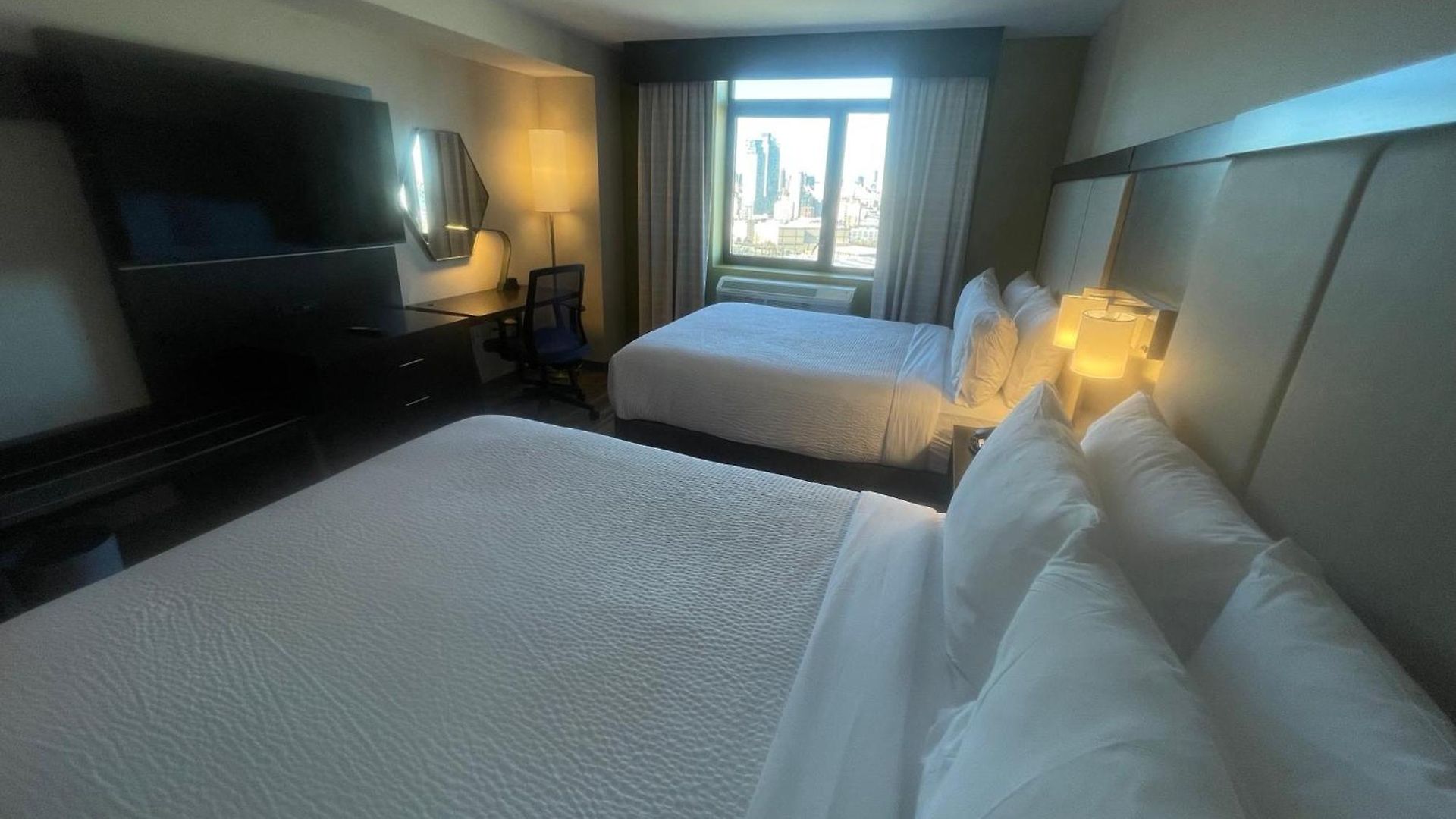 Express Long Island E - By Ihg Hotel New York