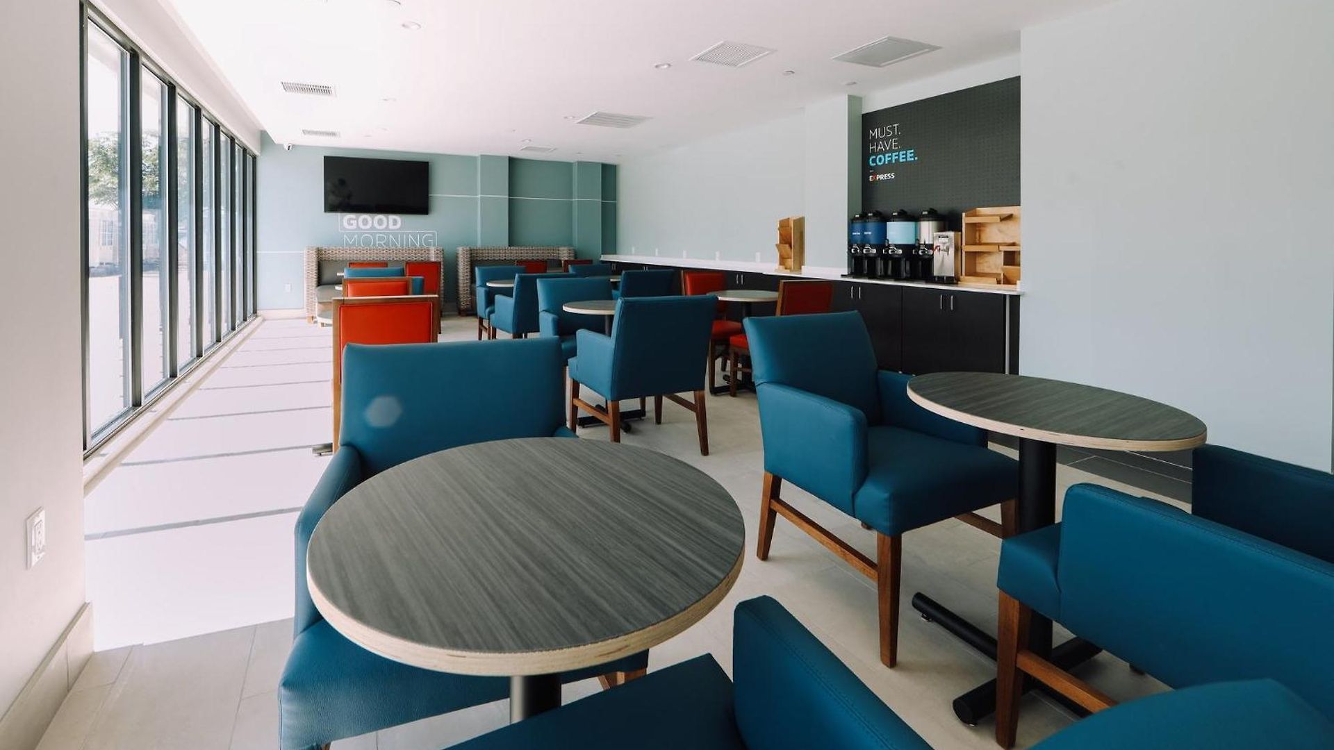 Hotel Express Long Island E - By Ihg