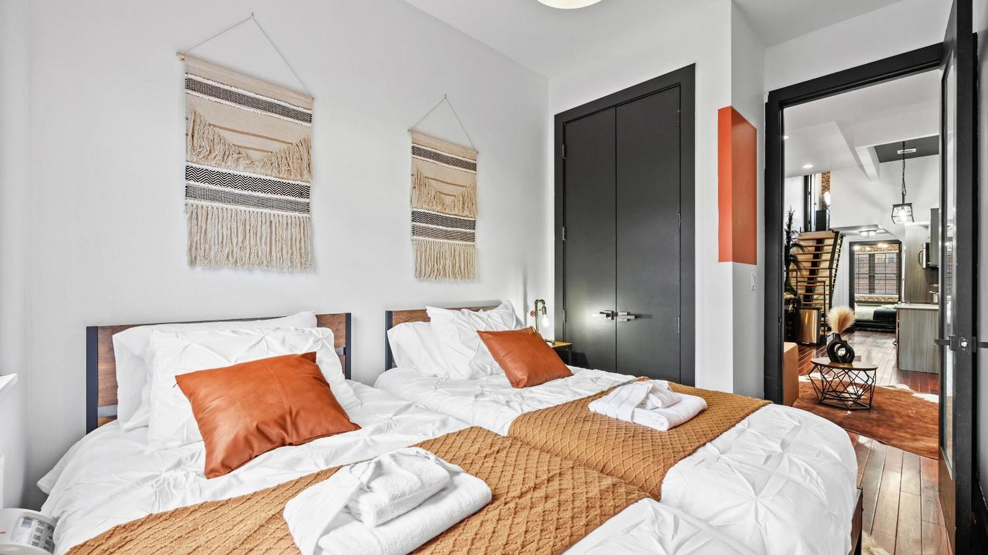 Rustic Chic 4br For Groups - Bushwick's Finest