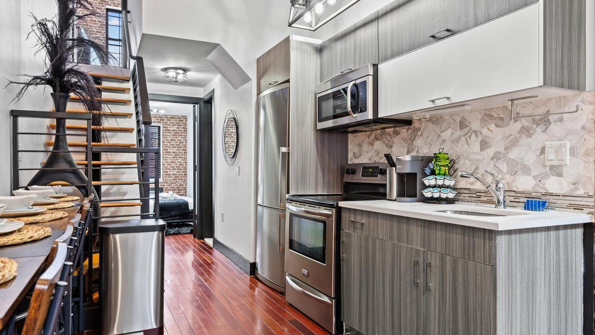 Rustic Chic 4br For Groups - Bushwick's Finest Apartment New York