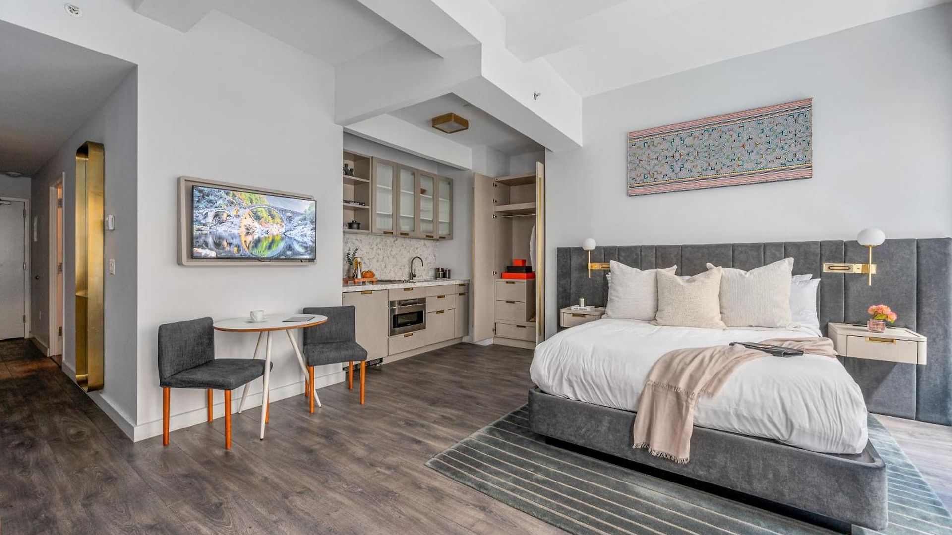 17john Aparthotel 4*