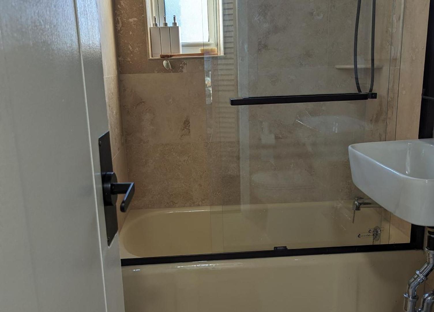 Fully Renovated Manhattan Gem