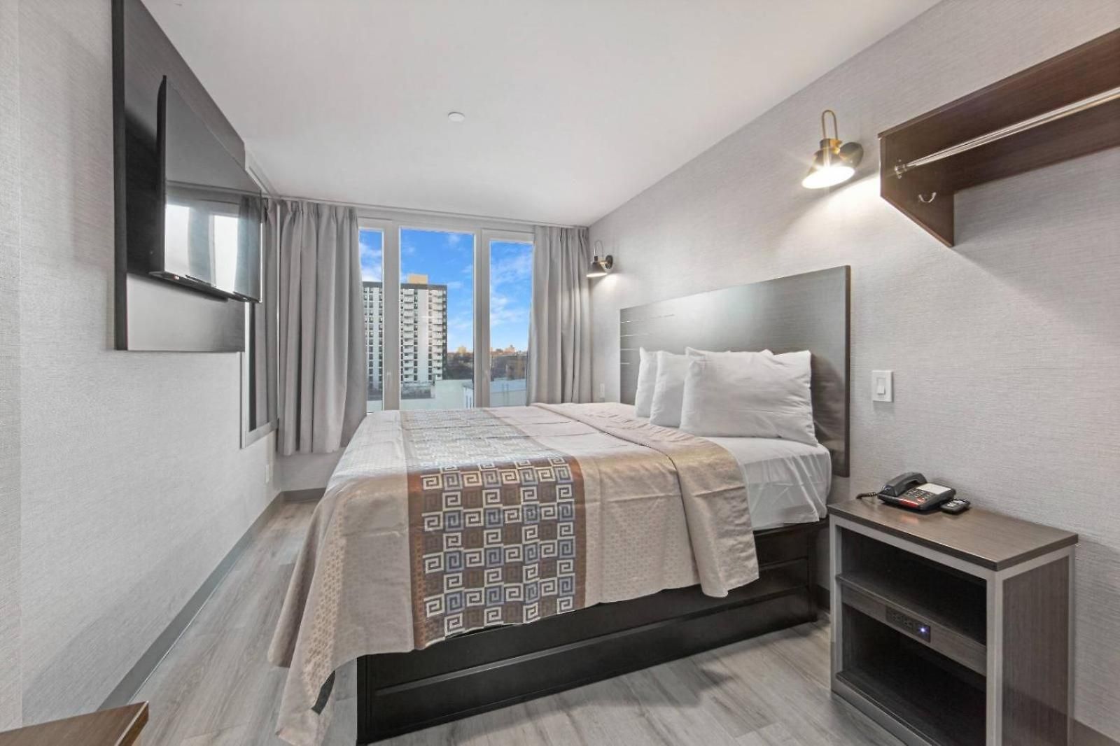 Tremont Bronx-grand Opening 3*