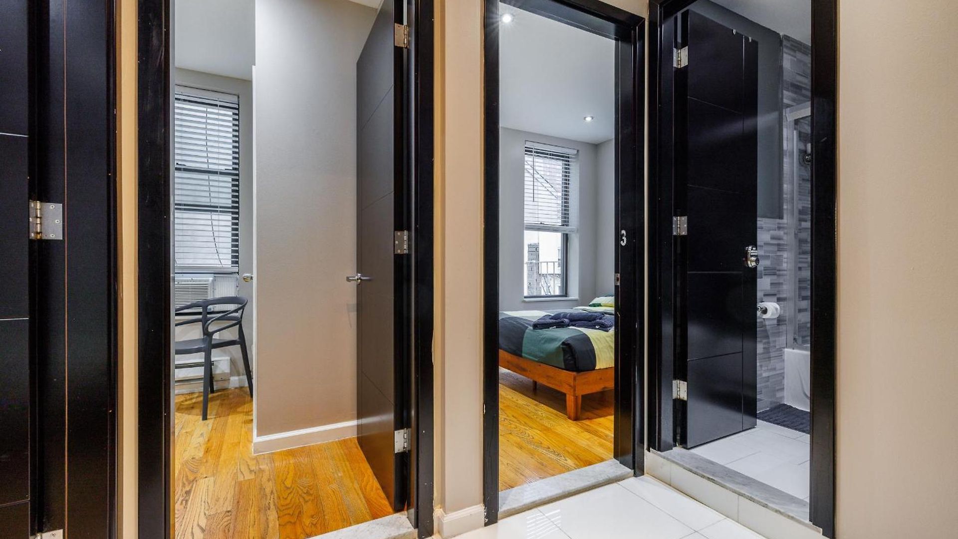 Park Side Living, Style -5 New York
