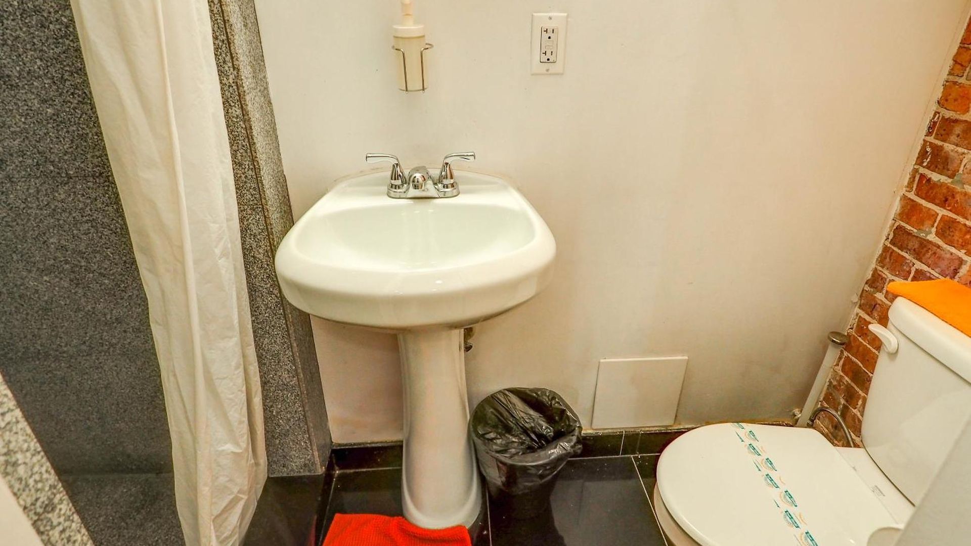 Apartment Metropolitan Manhattan *