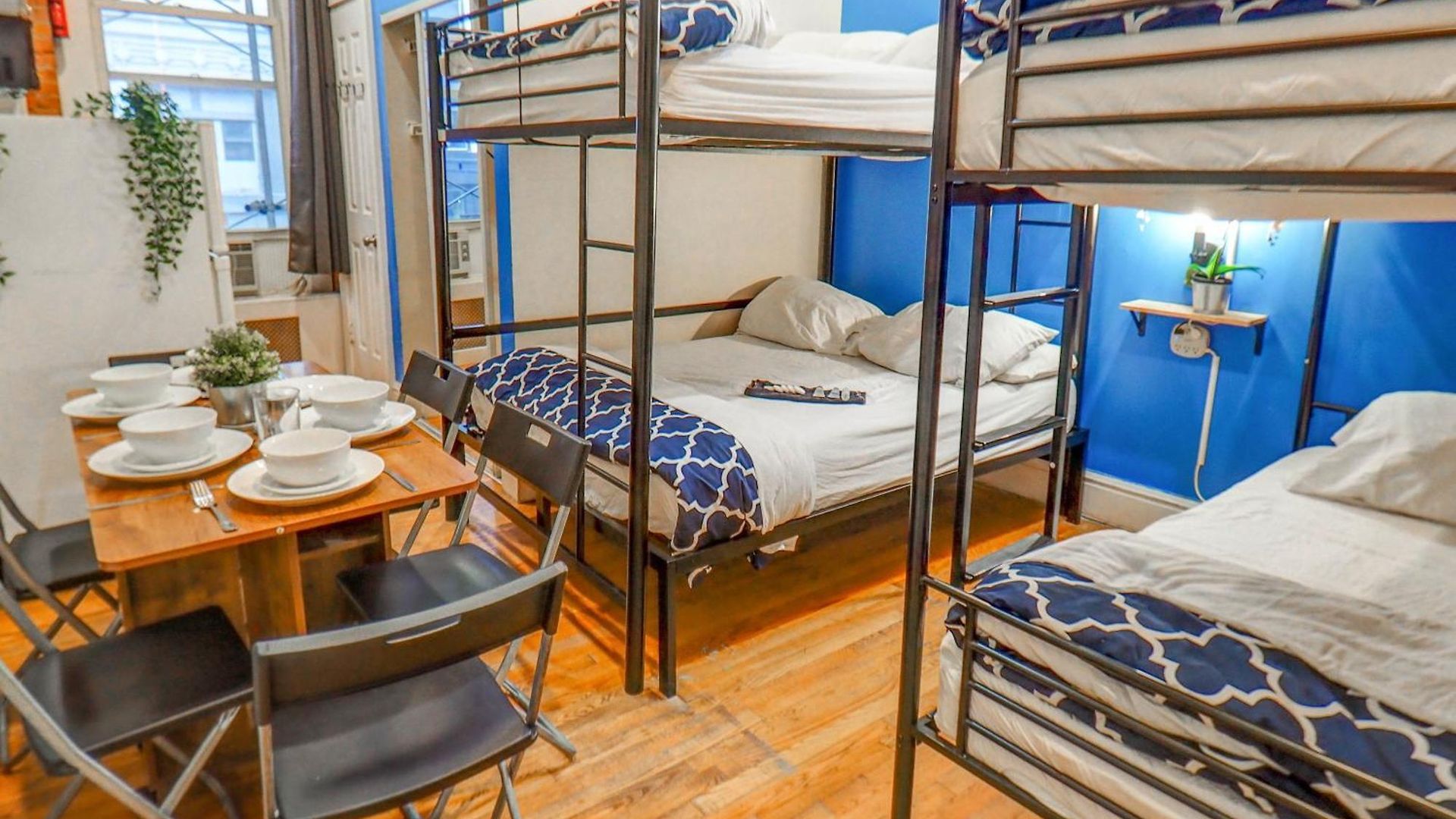 Metropolitan Manhattan Apartment New York