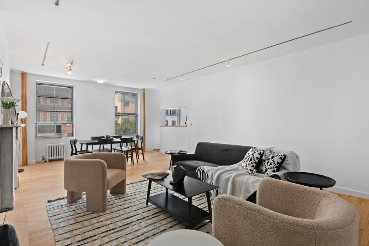 Apartment Chelsea Canvas Iii By Rove Travel Charming 2br Gem New York