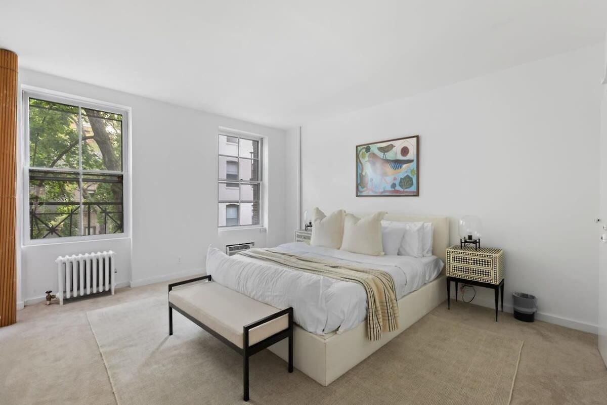 Chelsea Canvas Iii By Rove Travel Charming 2br Gem Apartment New York