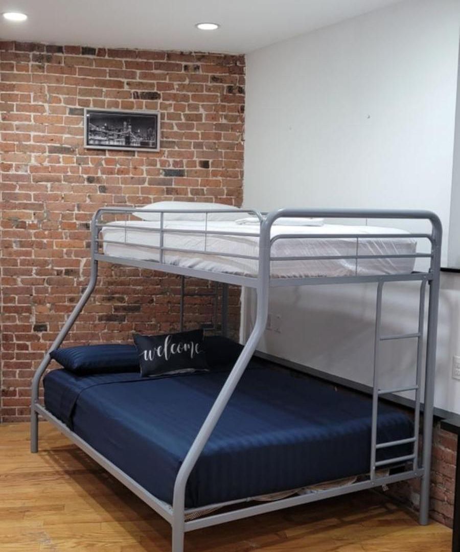 Midtown Manhattan Apartment