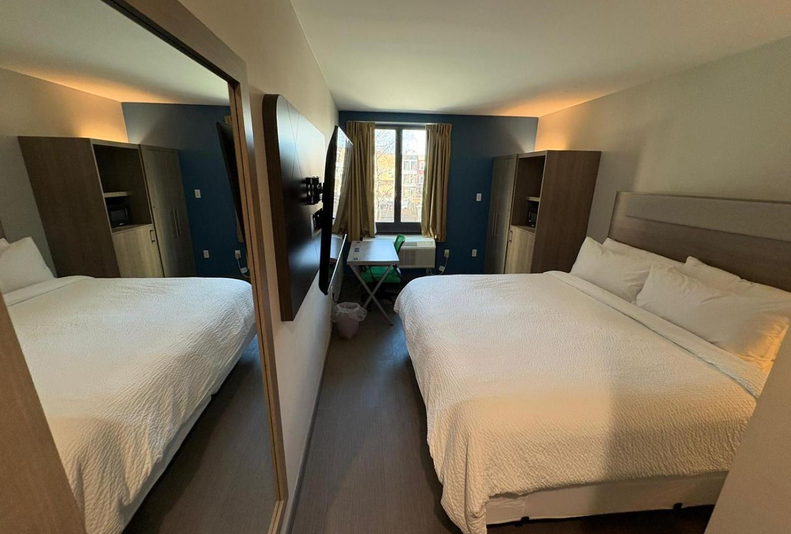 Express & Bronx - Barnabas Area By Ihg New York