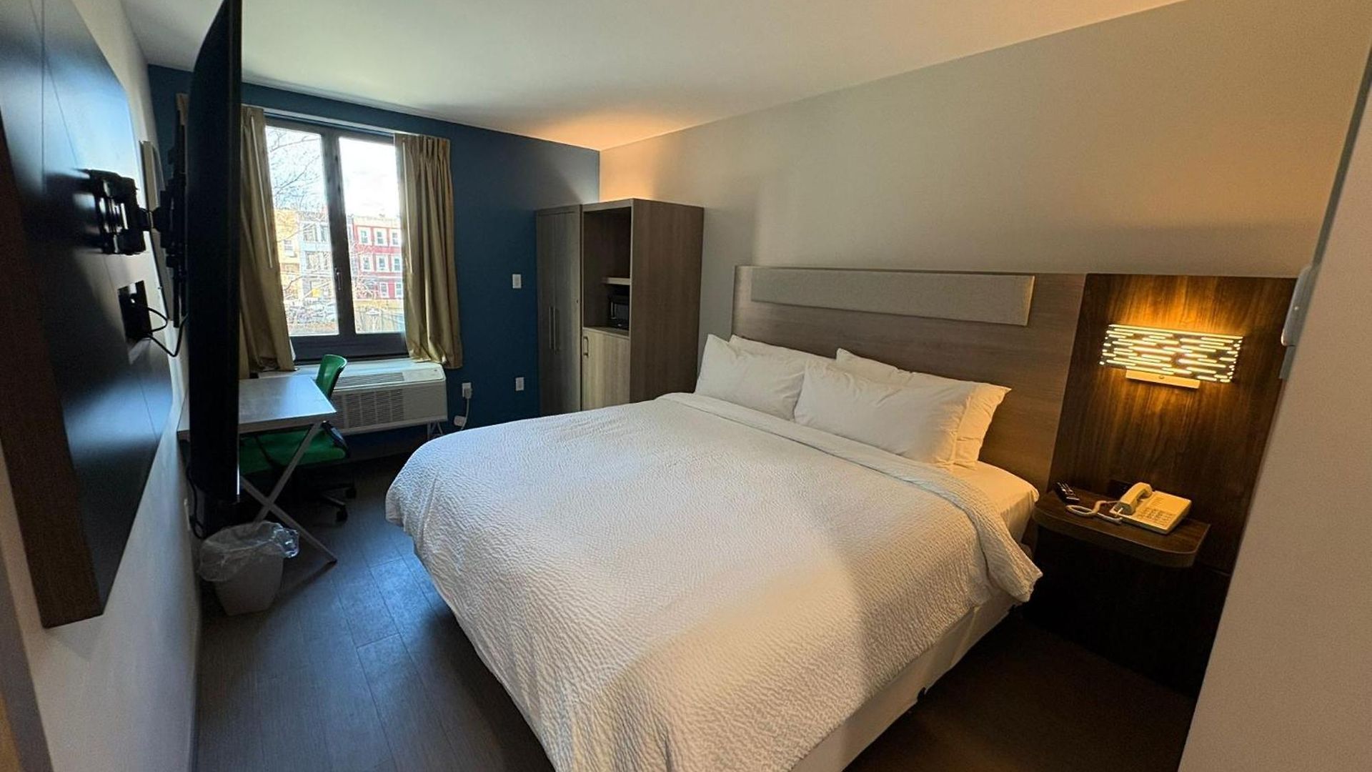 Express & Bronx - Barnabas Area By Ihg