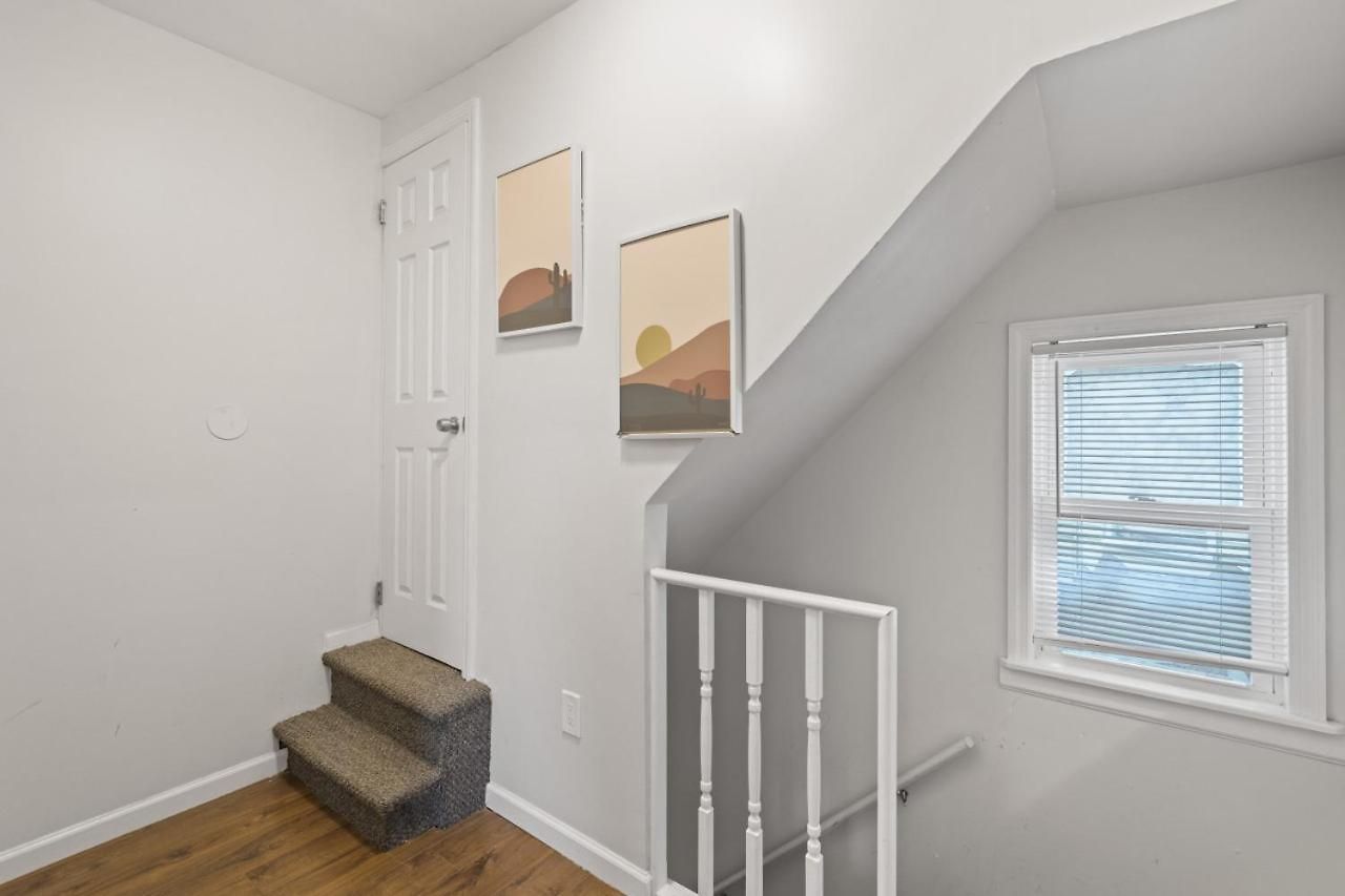 The Rainforest Ii Sleeps 16 20m To Nyc Free Parking Holiday home *