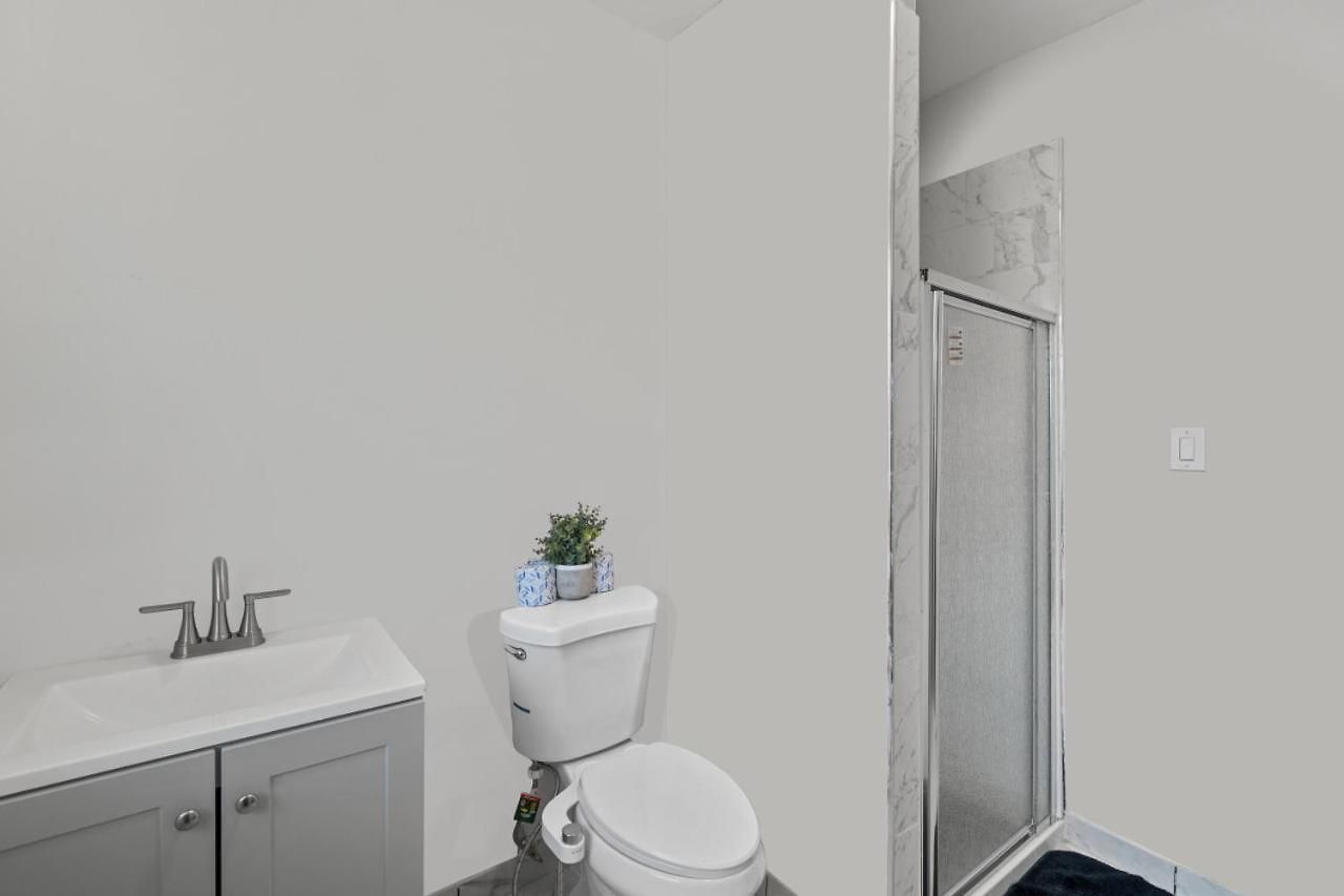 The Rainforest Ii Sleeps 16 20m To Nyc Free Parking Holiday home *