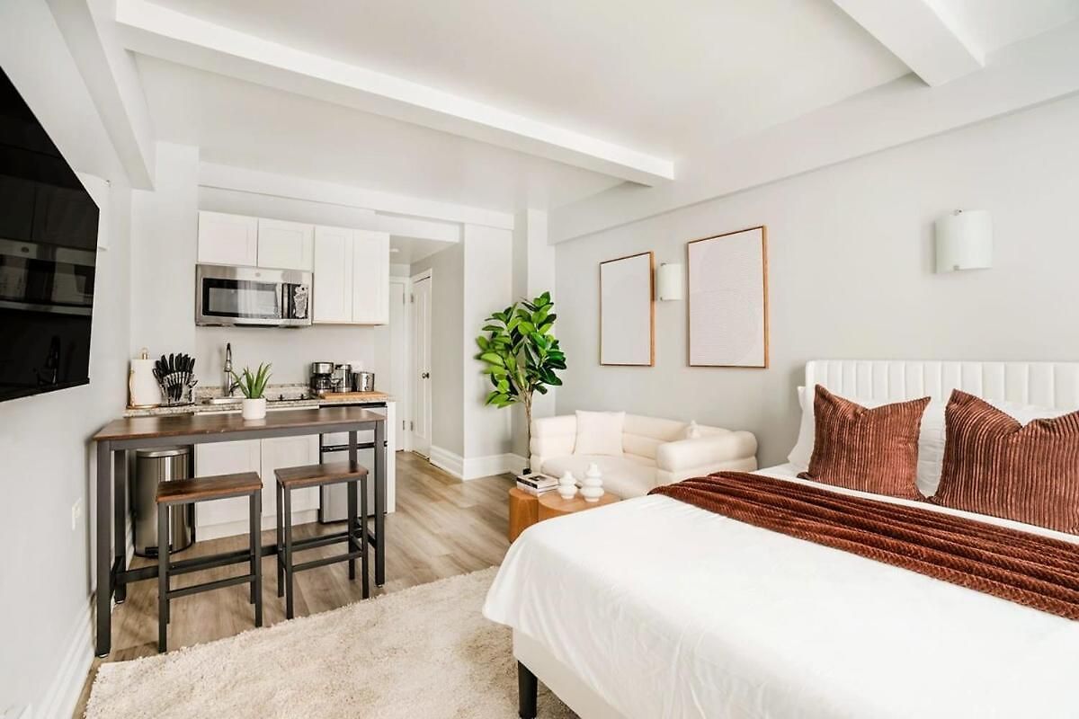 Apartment 73 West *