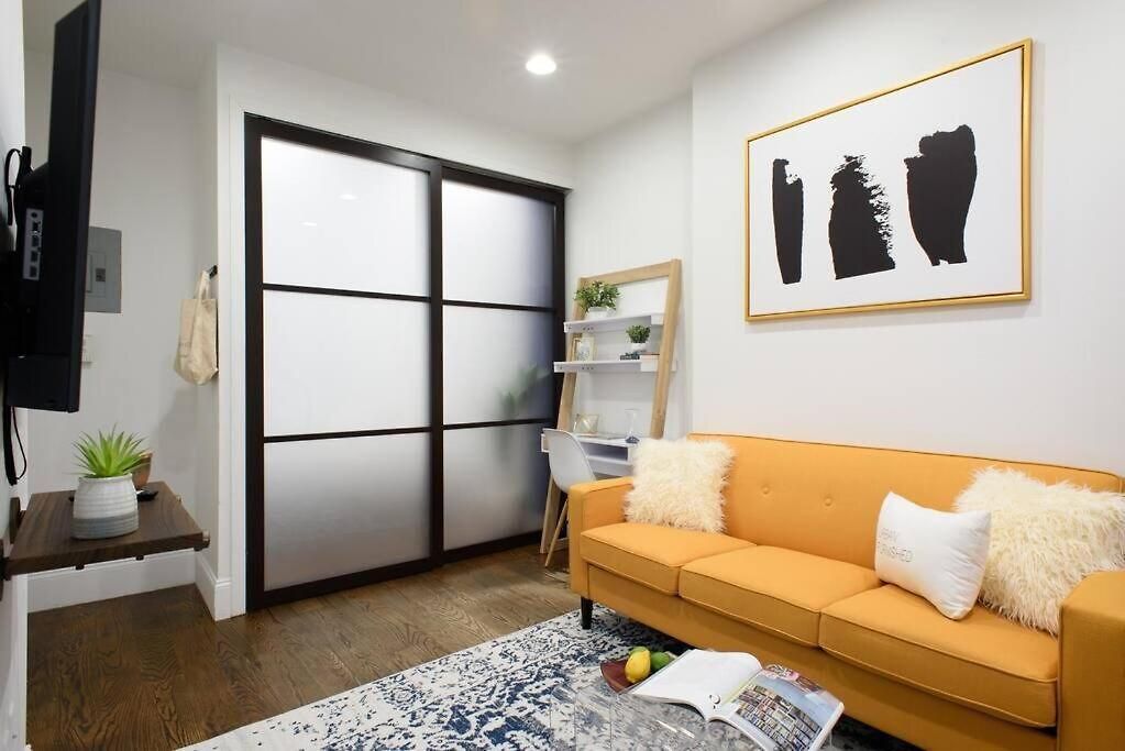 69 Les Apartment New York