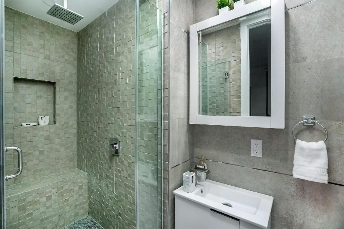 Apartment 48-3rw Brand New 1br Prime Hells Kitchen - W&d *