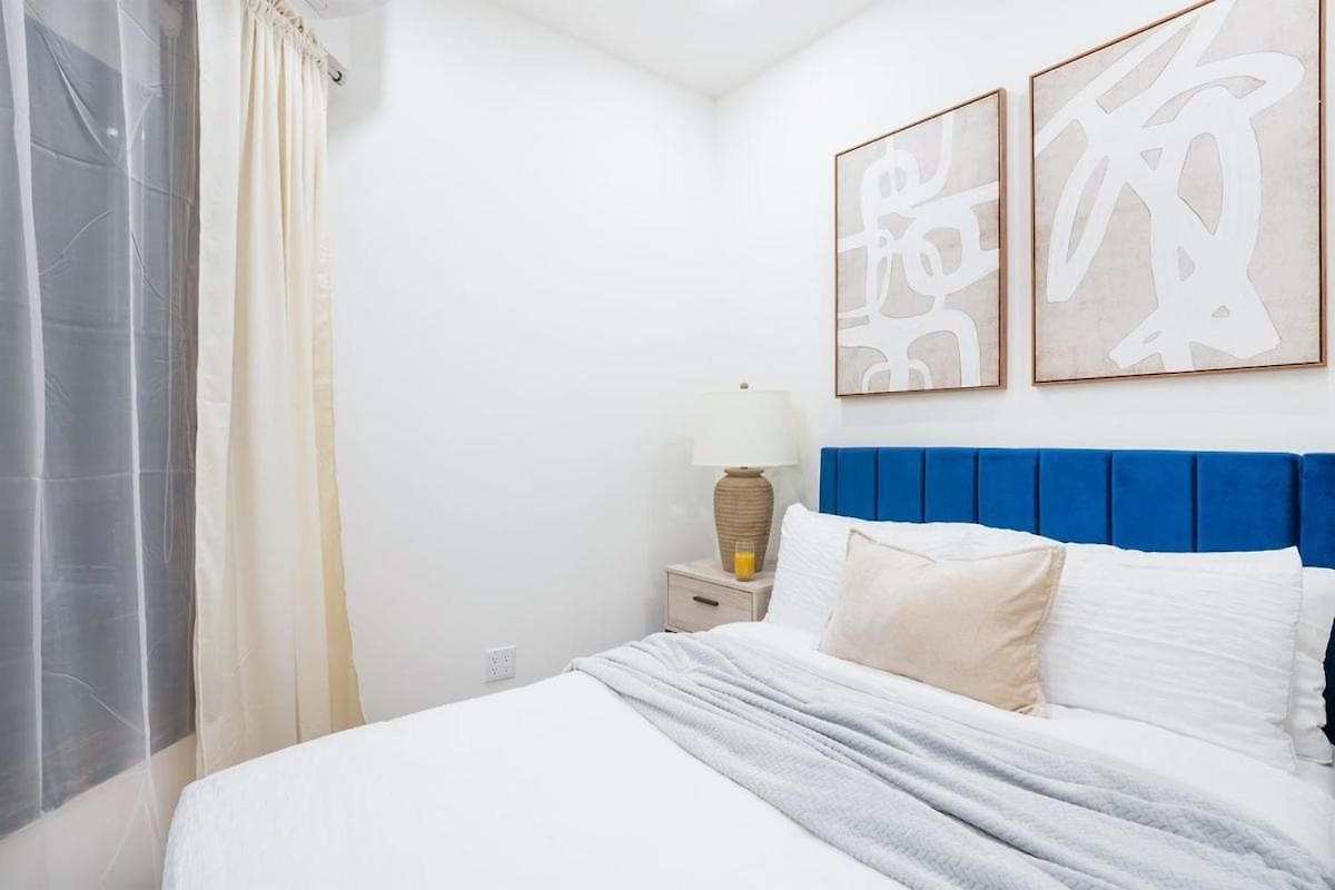 48 Midtown West Apartment