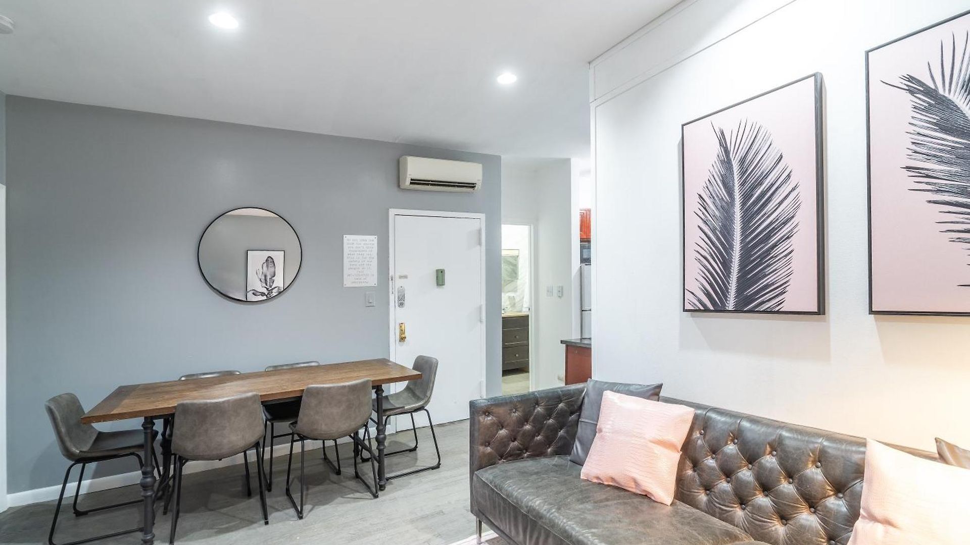 Apartment Unbeatable Location! 3bd 1ba Near Nyc's Popular Attractions! *