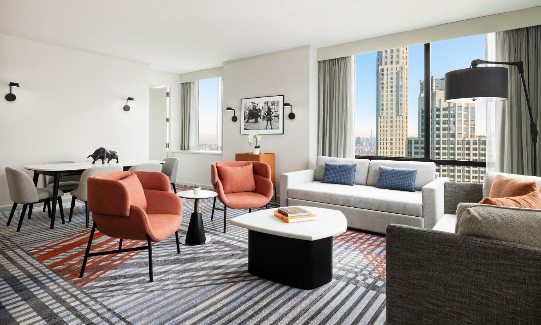 Millennium Downtown Hotel 4*