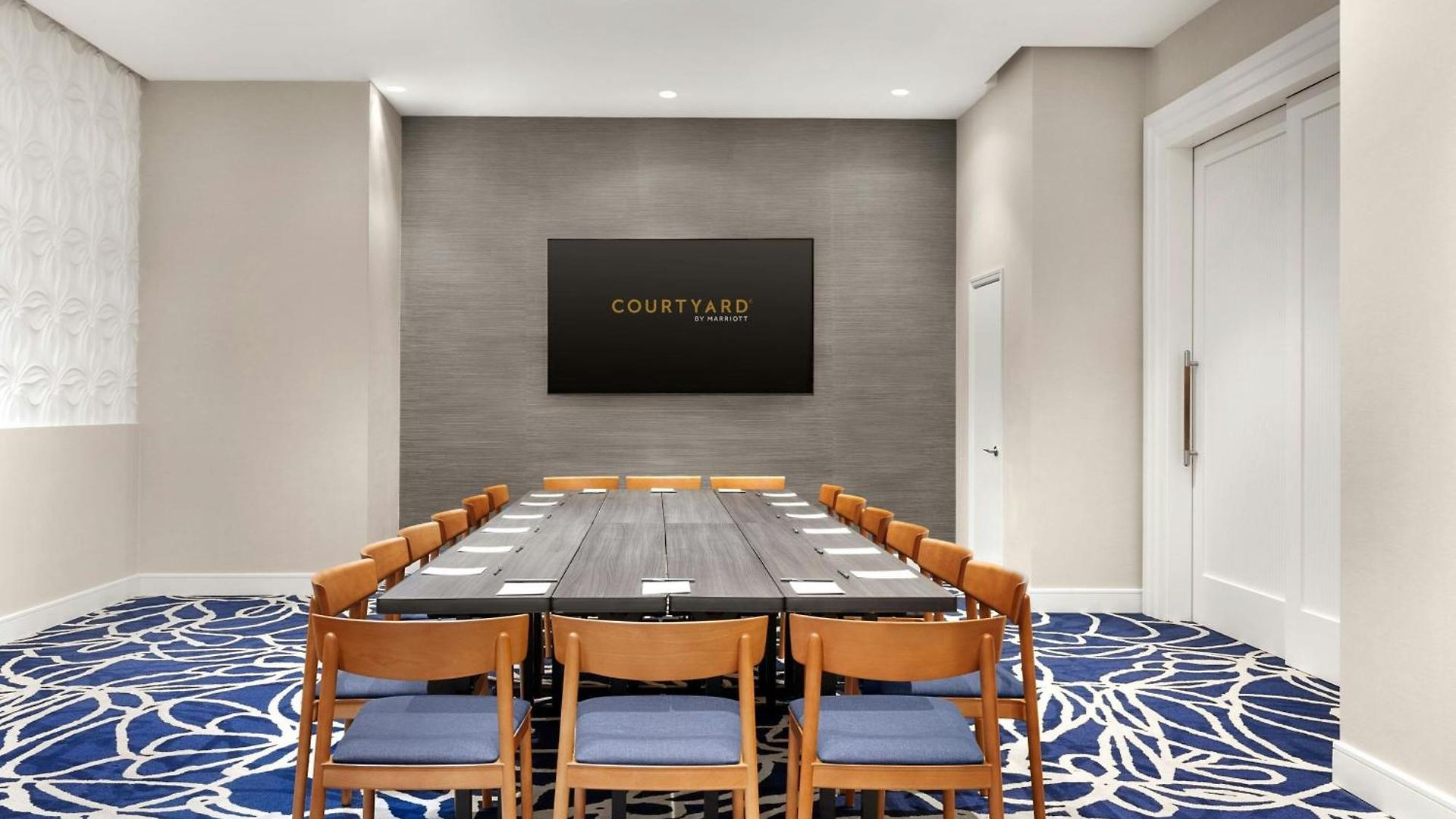 Courtyard By Marriott Manhattan/chelsea Hotel