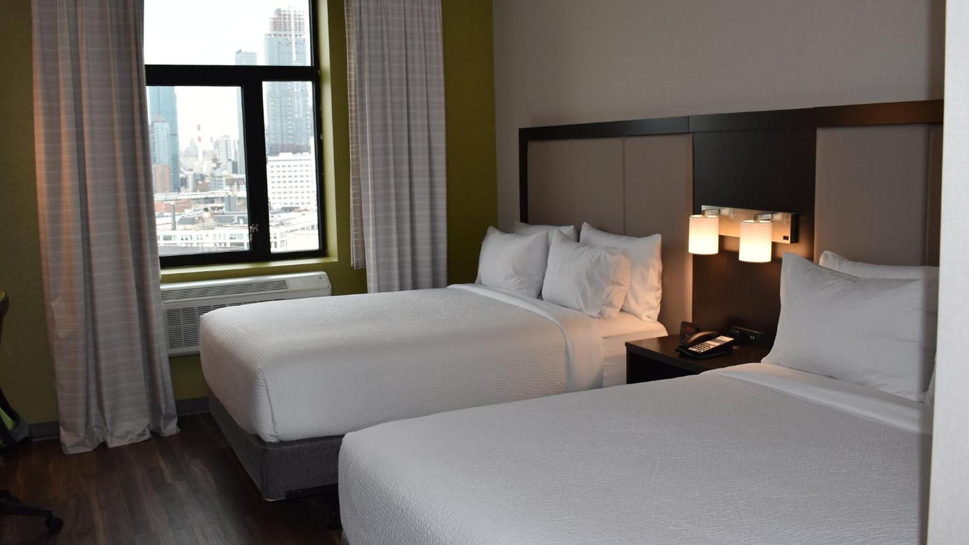 Express Long Island E - By Ihg 3*
