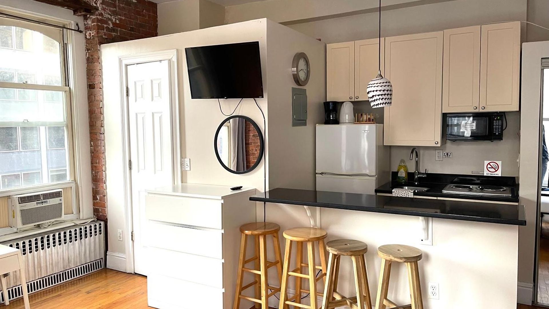 Nest With Kitchenette