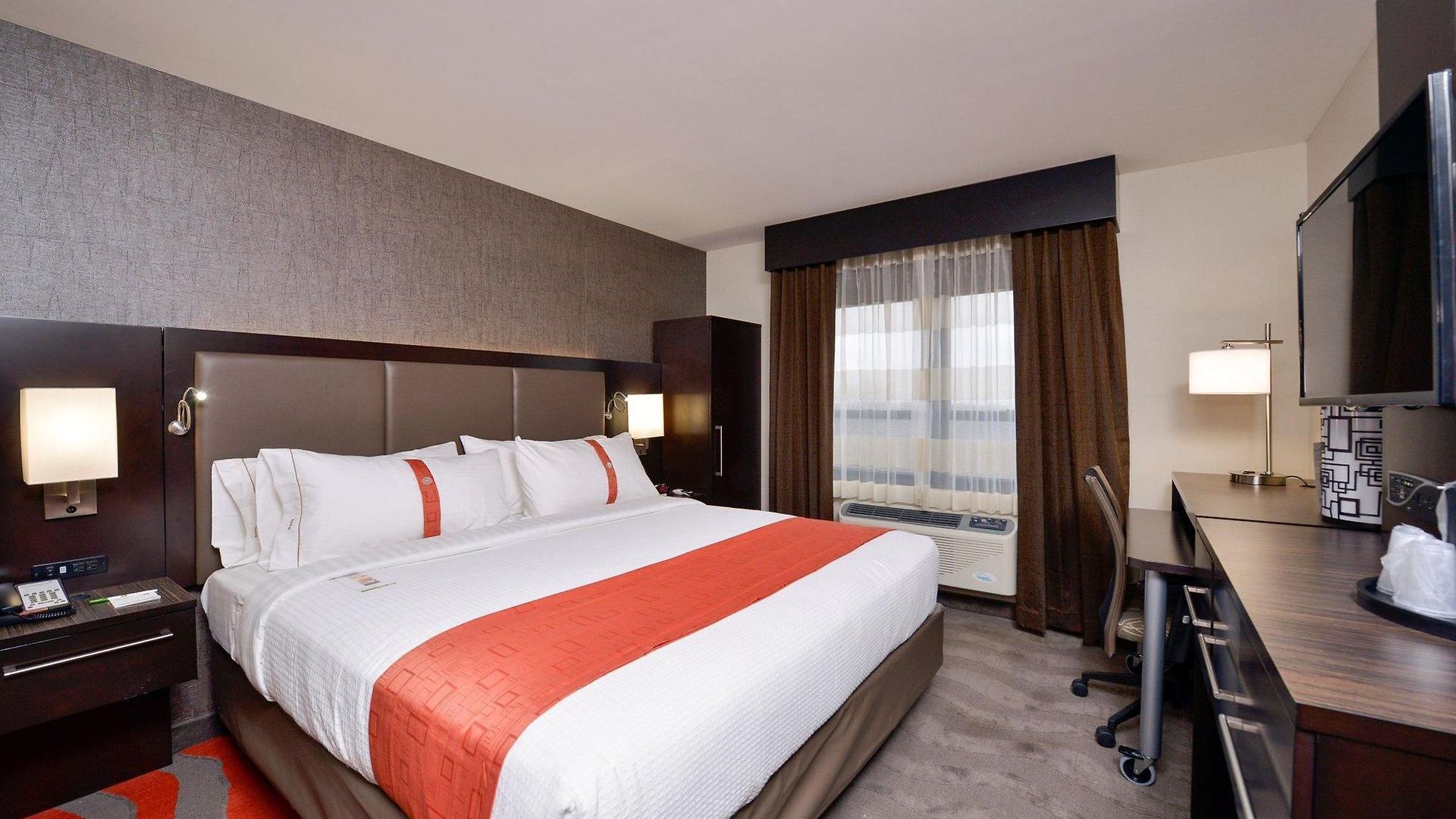 Hotel Fairfield & By Marriott Staten Island