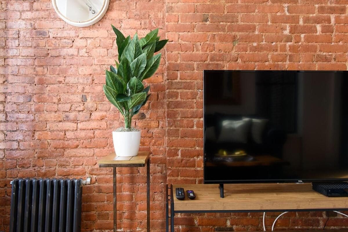 428-4r Prime Midtown Large 2 Bedroom Newly Furnished * New York