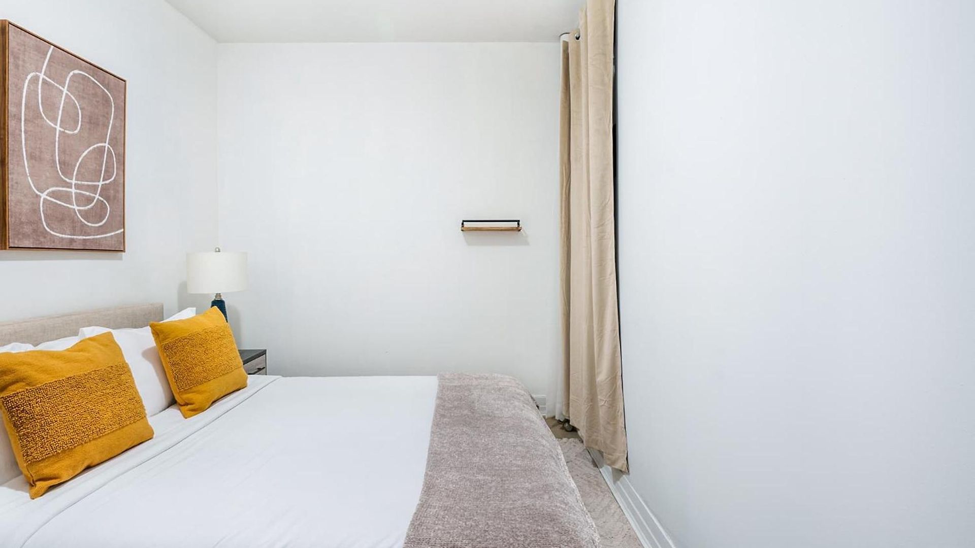 428-2w Newly Furnished Prime Location 2br Sleeps 5 New York